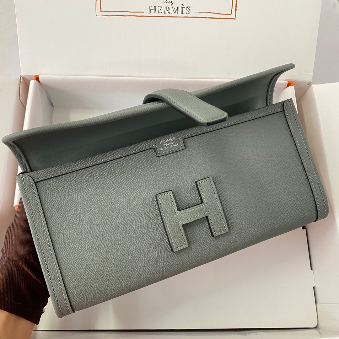 Richelieu Wallet 19 In Classic Red Goyardine Canvas