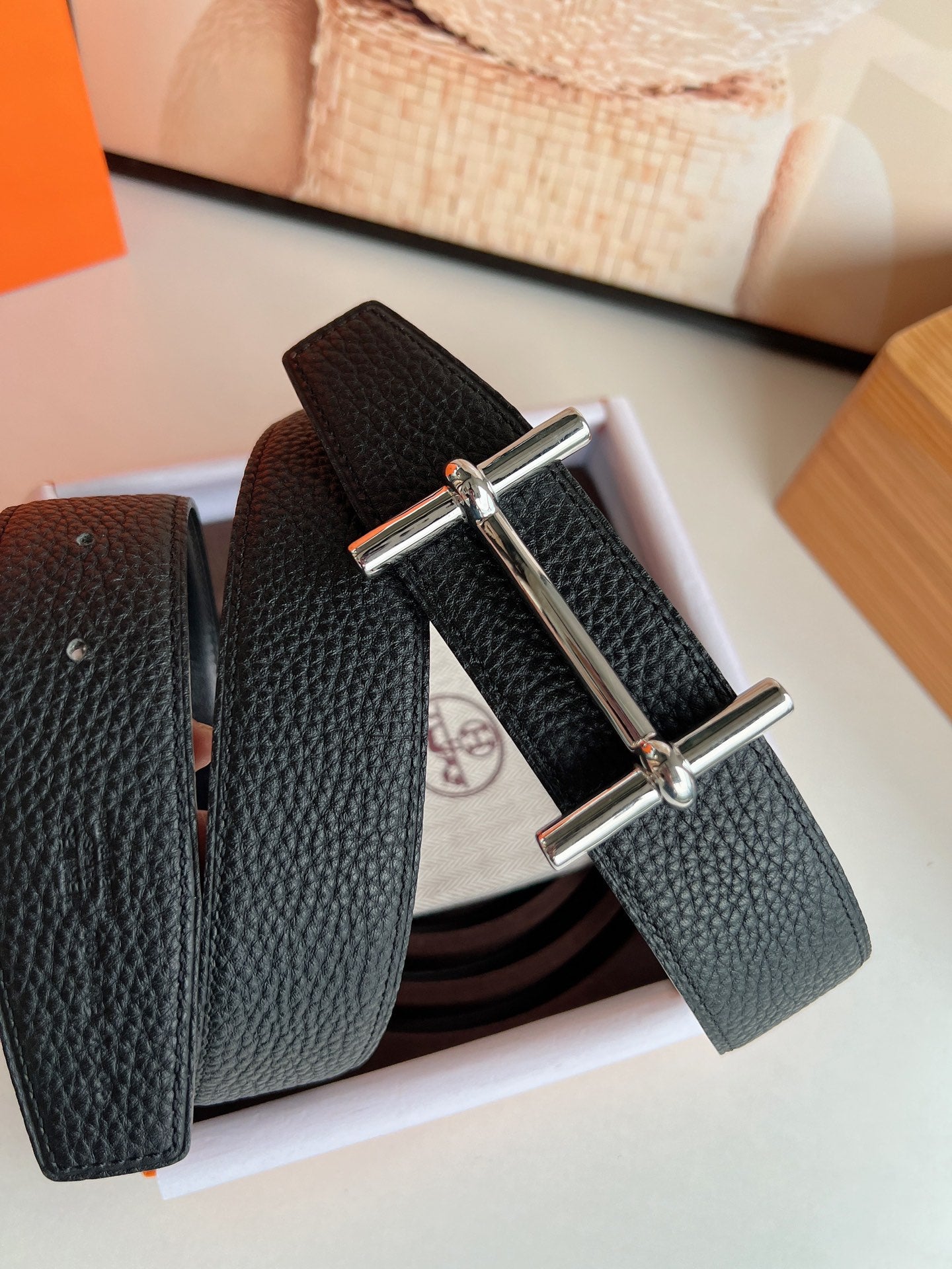 Hm H D'Ancre Belt Buckle & Reversible Black Leather Strap 38 Mm Silver Hardware
