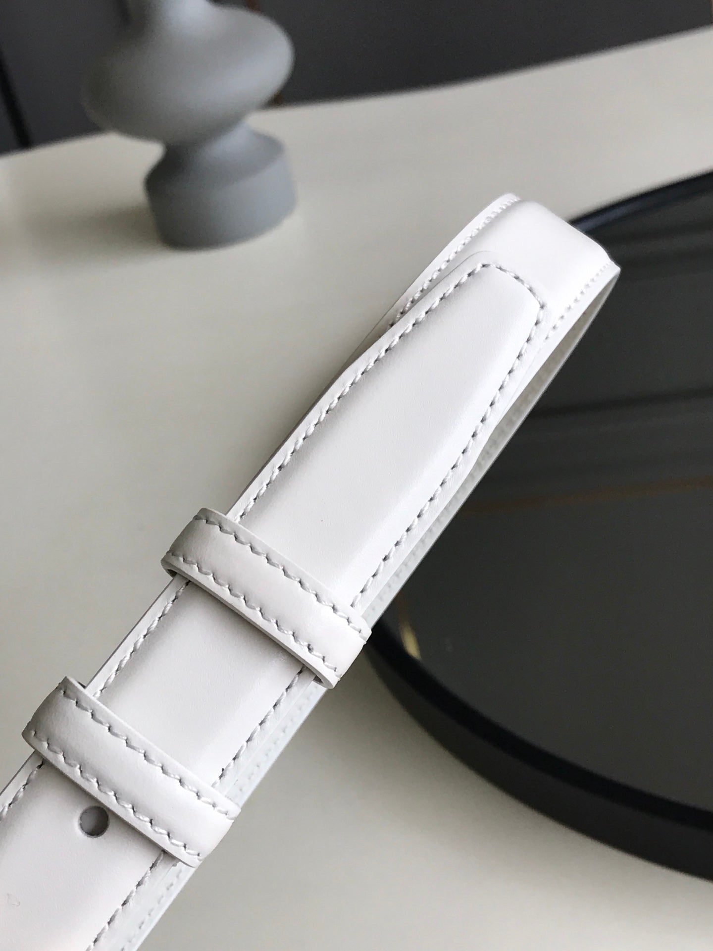 Celine 25S Belt Triomphe 25Mm In White Calfskin 559674