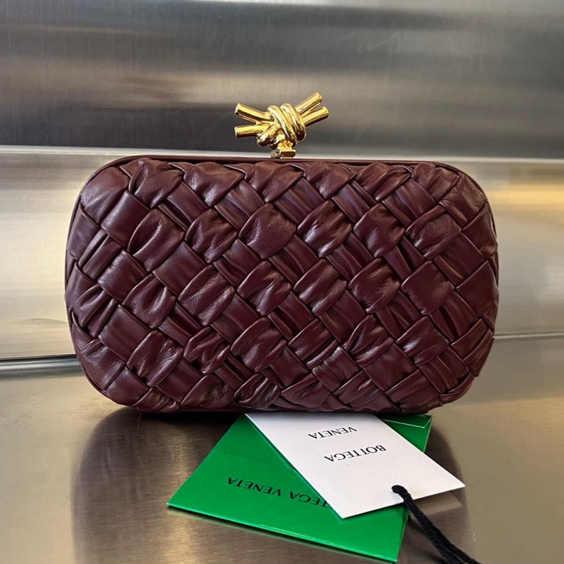 Richelieu Wallet 19 in Classic Red Goyardine Canvas