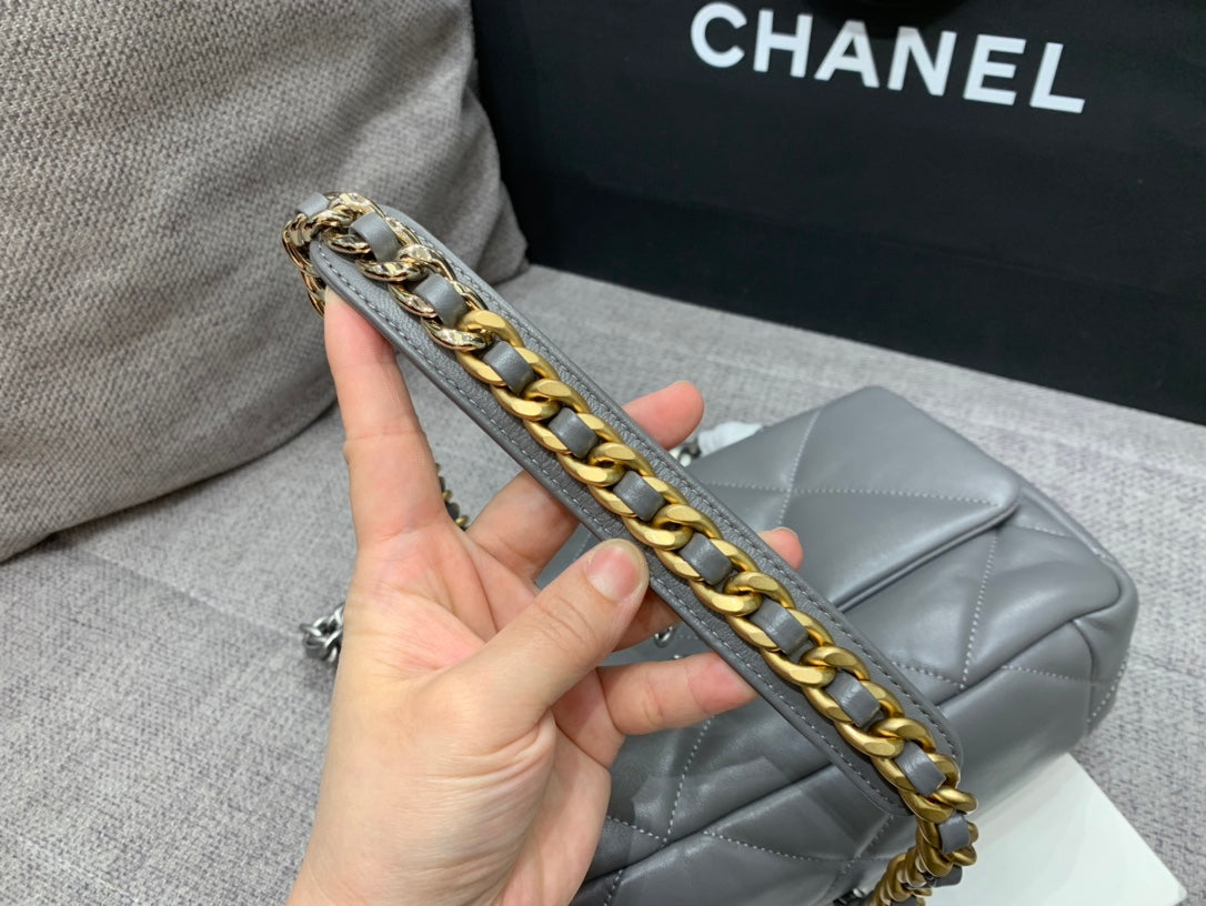 CC Large Tote 39 Light Beige Canvas Pearl Logo