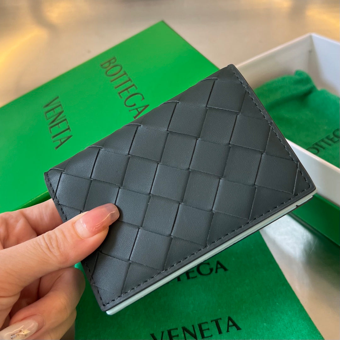 Richelieu Wallet 19 in Classic Red Goyardine Canvas