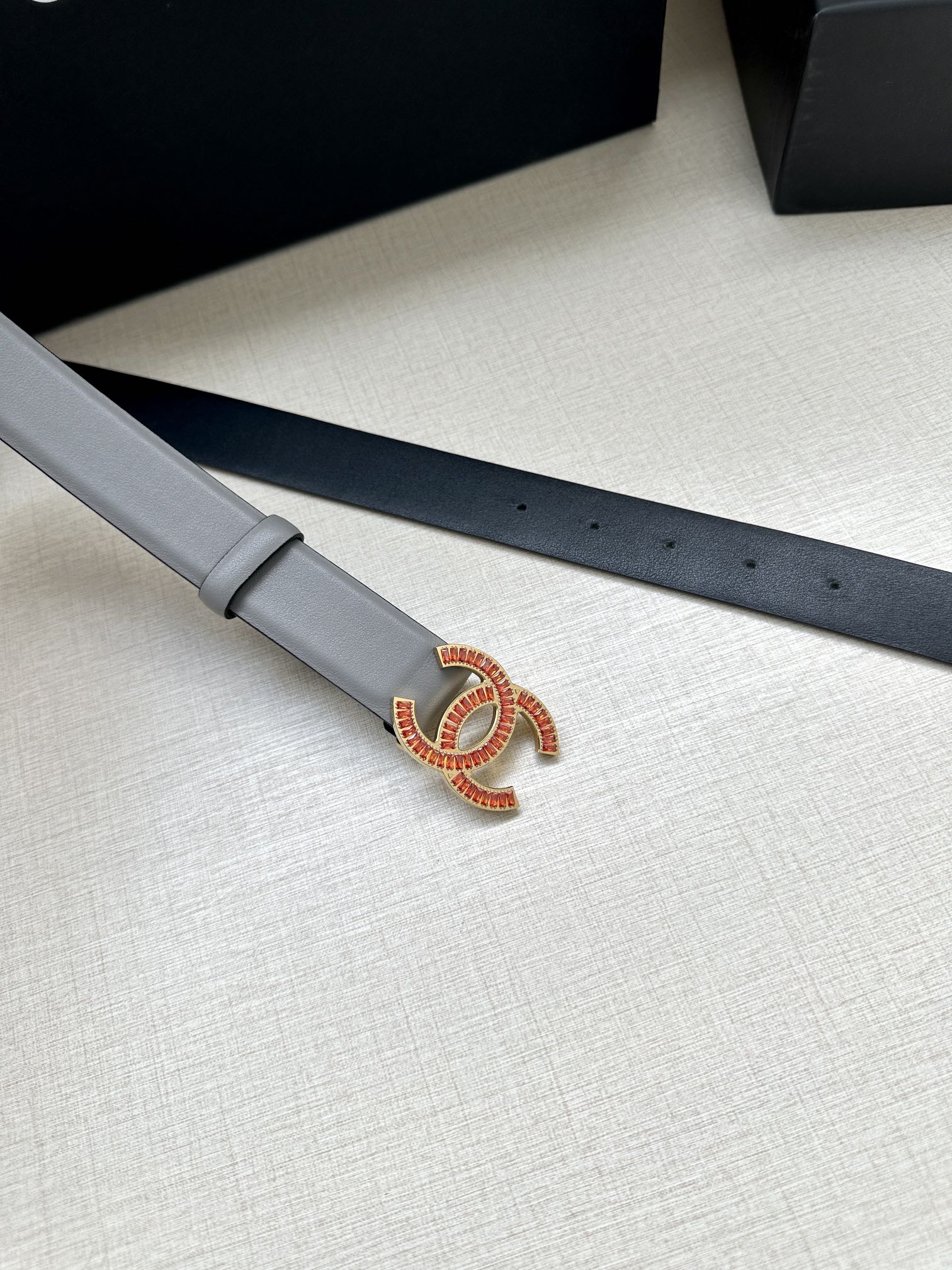 Chanel 25S Belt 30 Mm In Grey Calfskin 616964