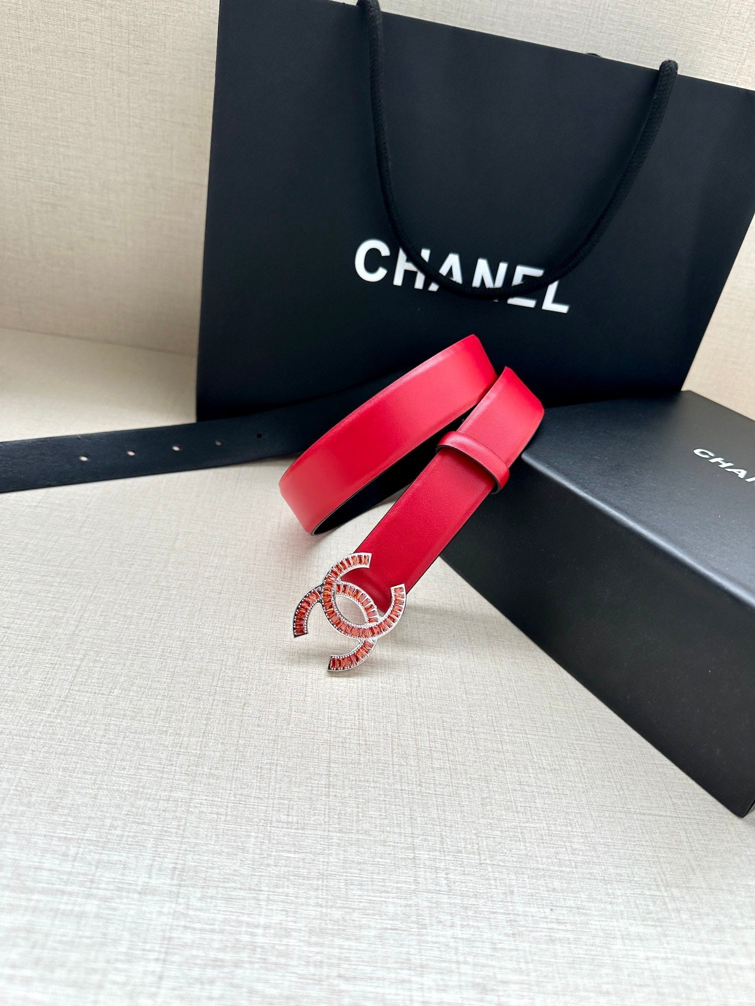 Chanel 25S Belt 30 Mm In Red Calfskin 616970