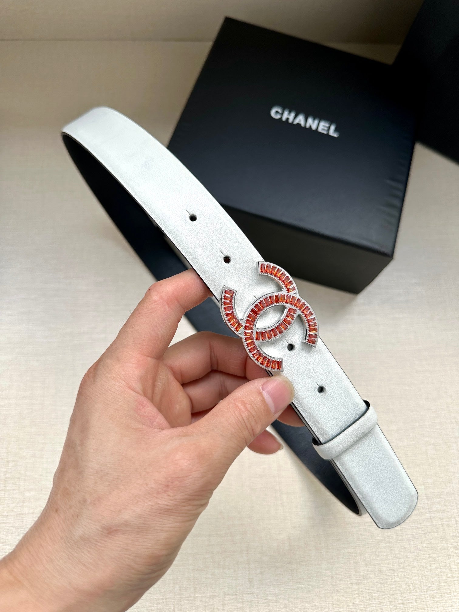 Chanel 25S Belt 30 Mm In White Calfskin 616972