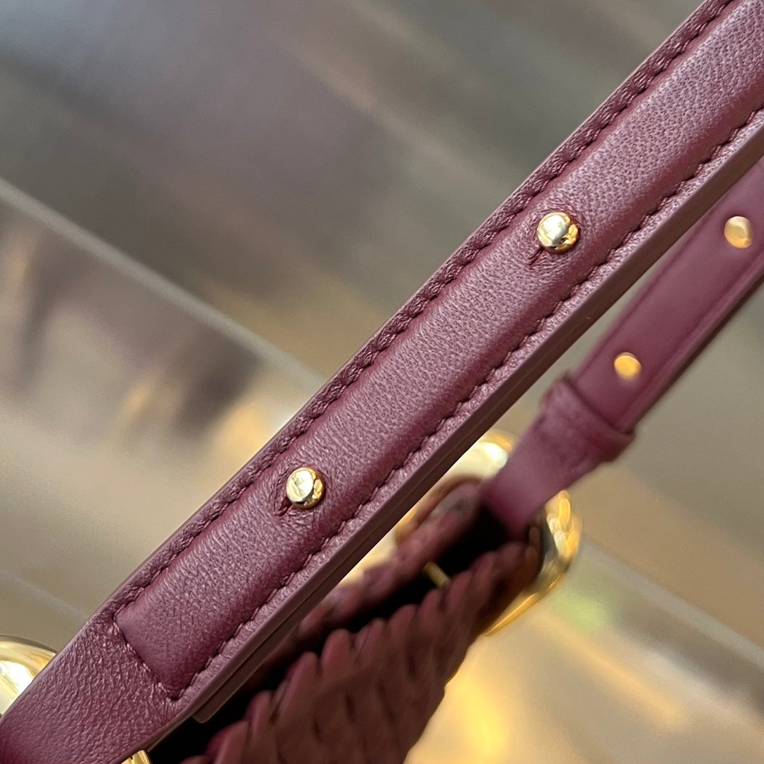 Richelieu Wallet 19 in Classic Red Goyardine Canvas