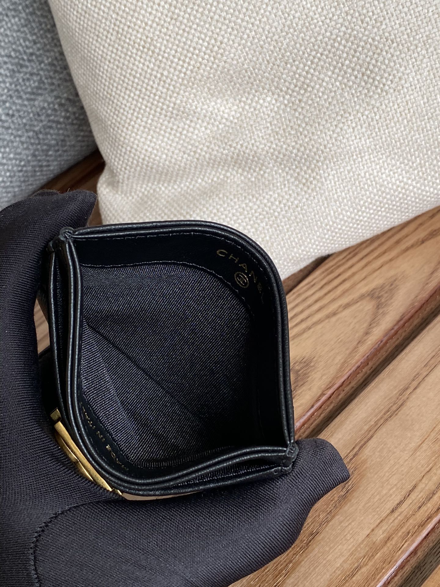 CC Large Tote 39 Light Beige Canvas Pearl Logo