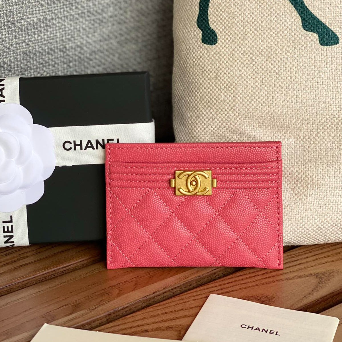 CC Large Tote 39 Light Beige Canvas Pearl Logo