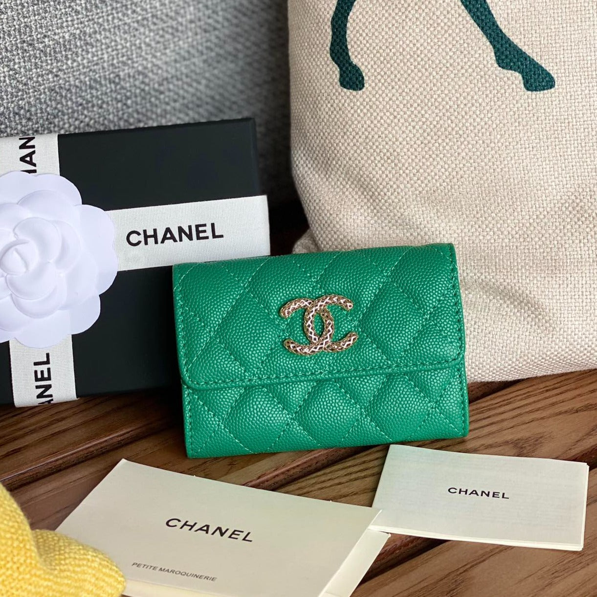 CC Large Tote 39 Light Beige Canvas Pearl Logo