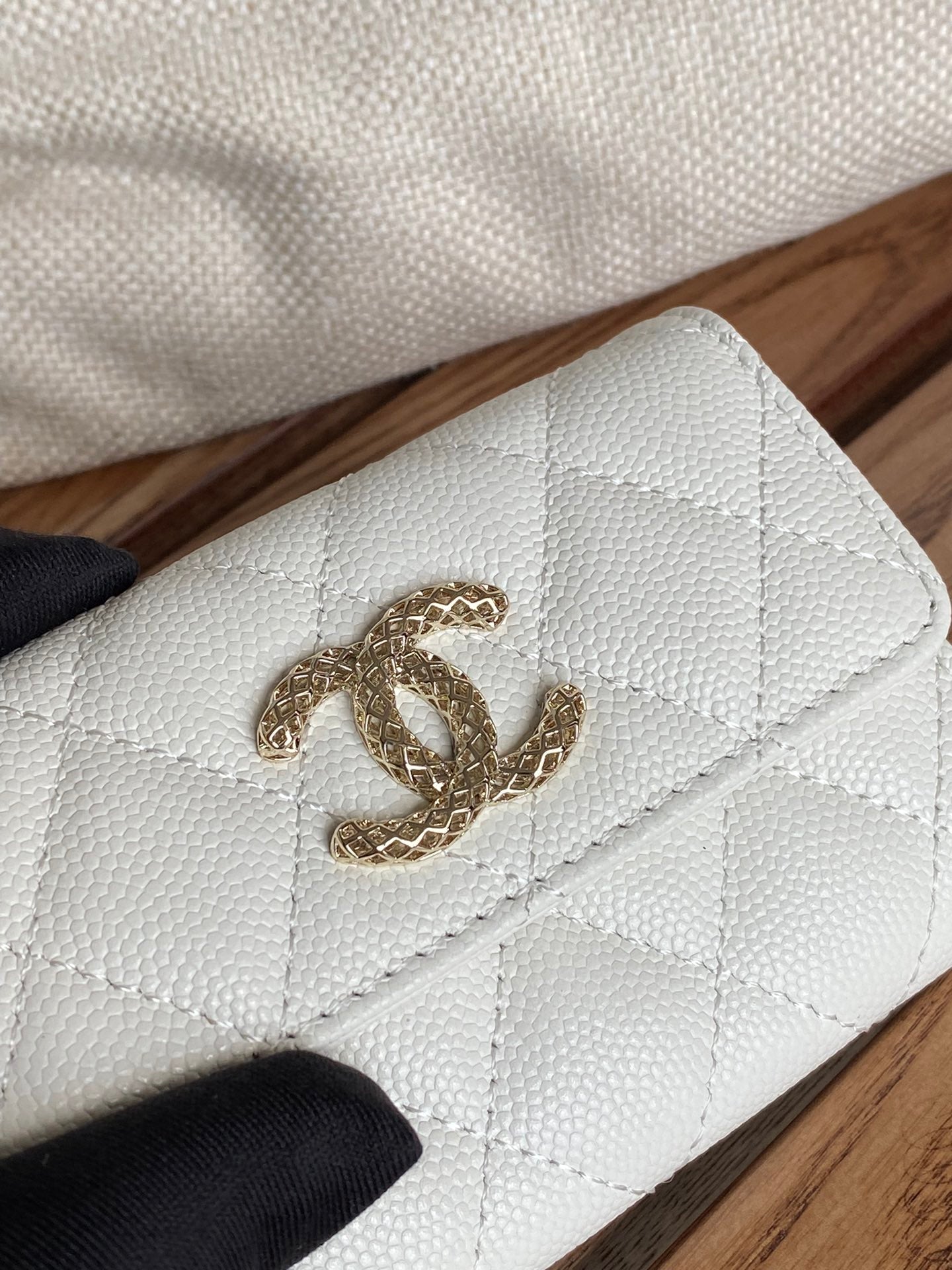 CC Large Tote 39 Light Beige Canvas Pearl Logo