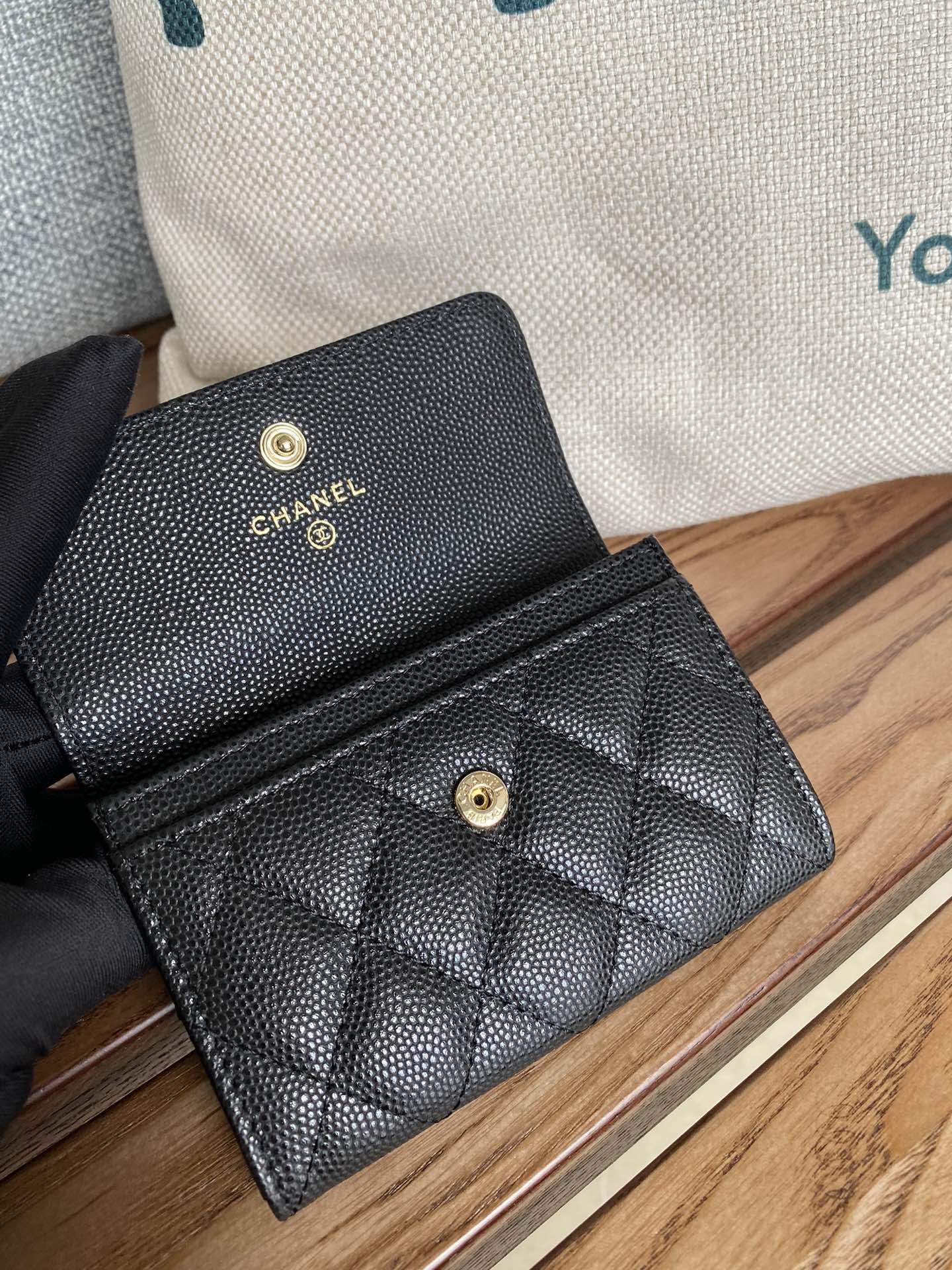 CC Large Tote 39 Light Beige Canvas Pearl Logo