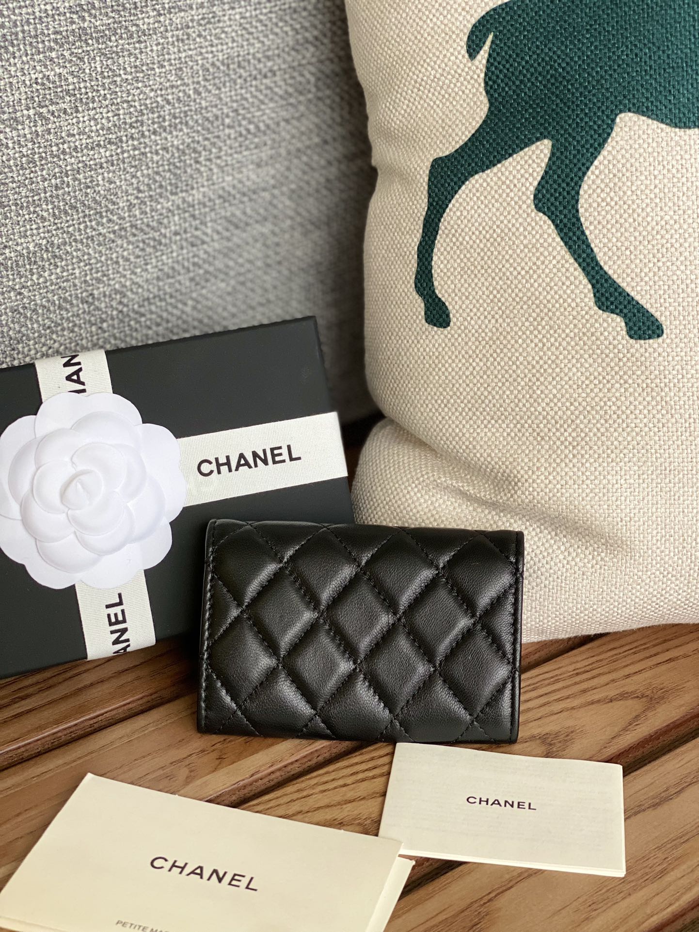 CC Large Tote 39 Light Beige Canvas Pearl Logo