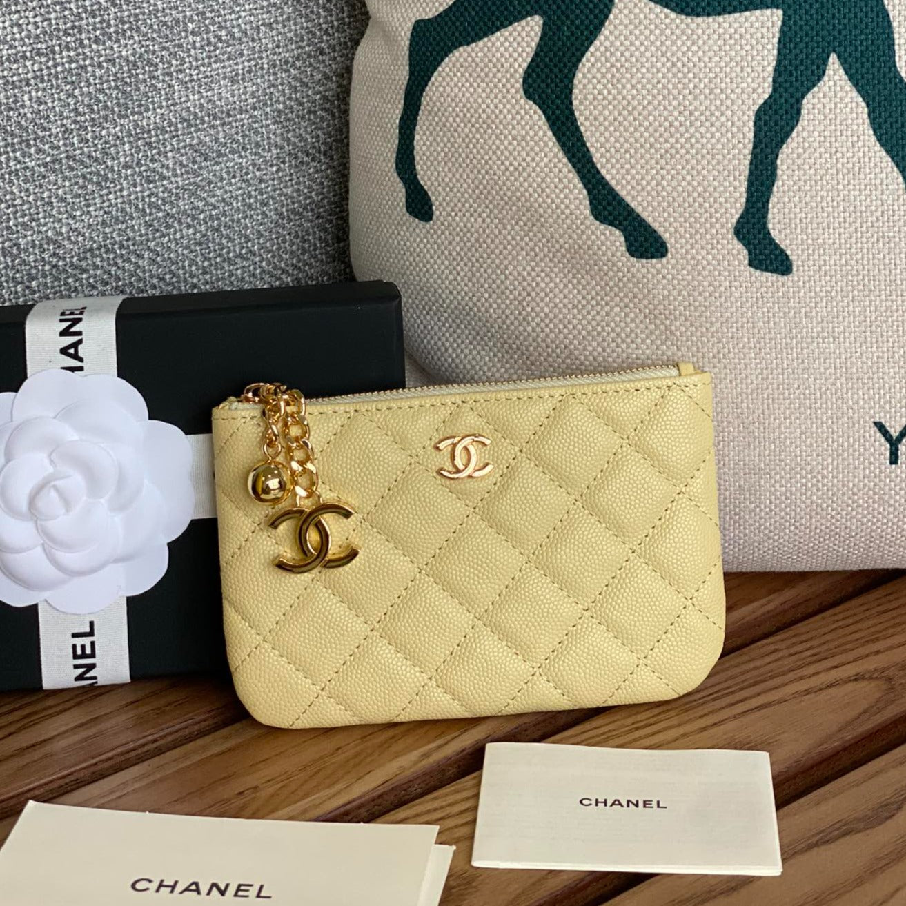 CC Large Tote 39 Light Beige Canvas Pearl Logo