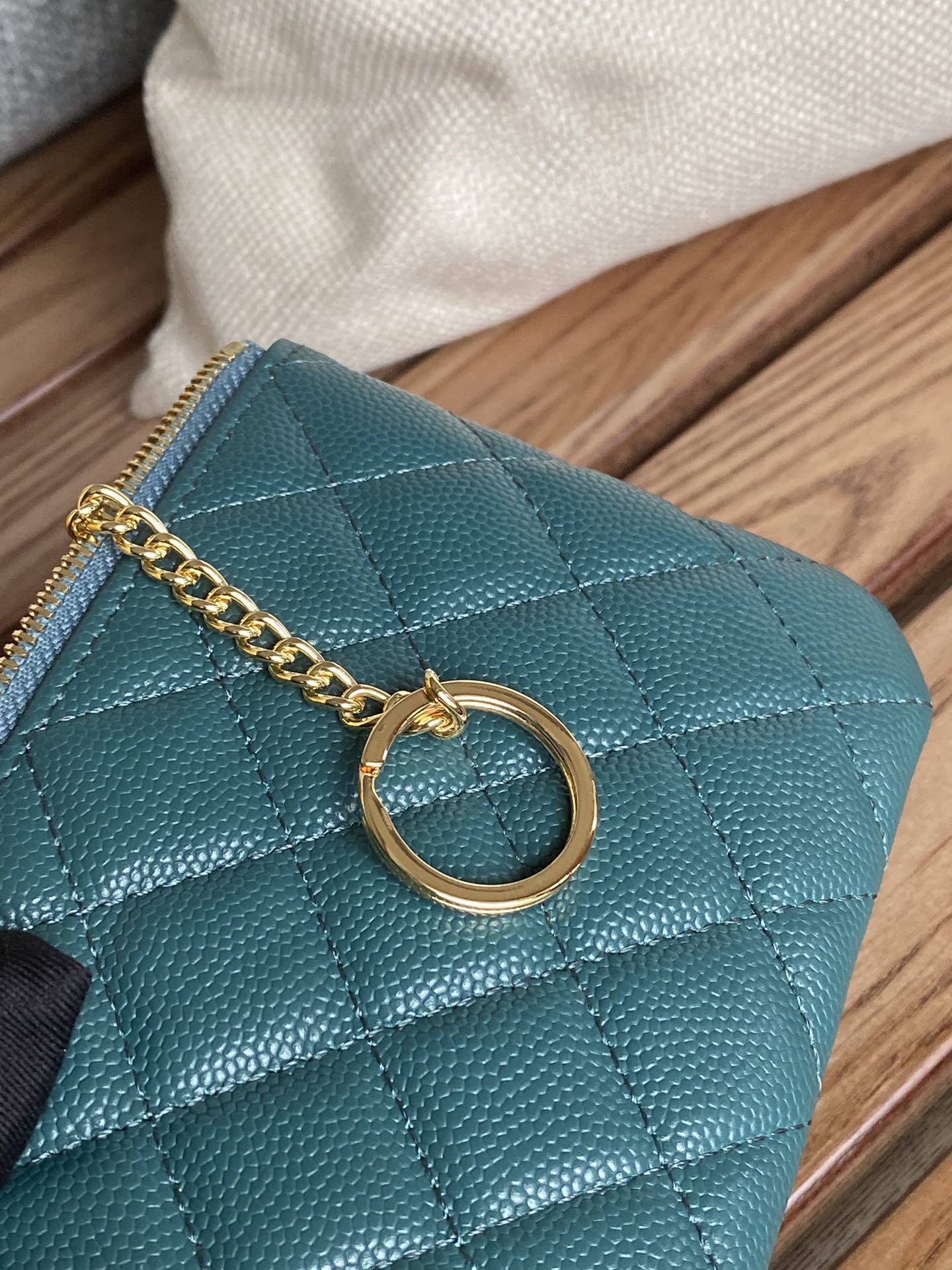 CC Large Tote 39 Light Beige Canvas Pearl Logo