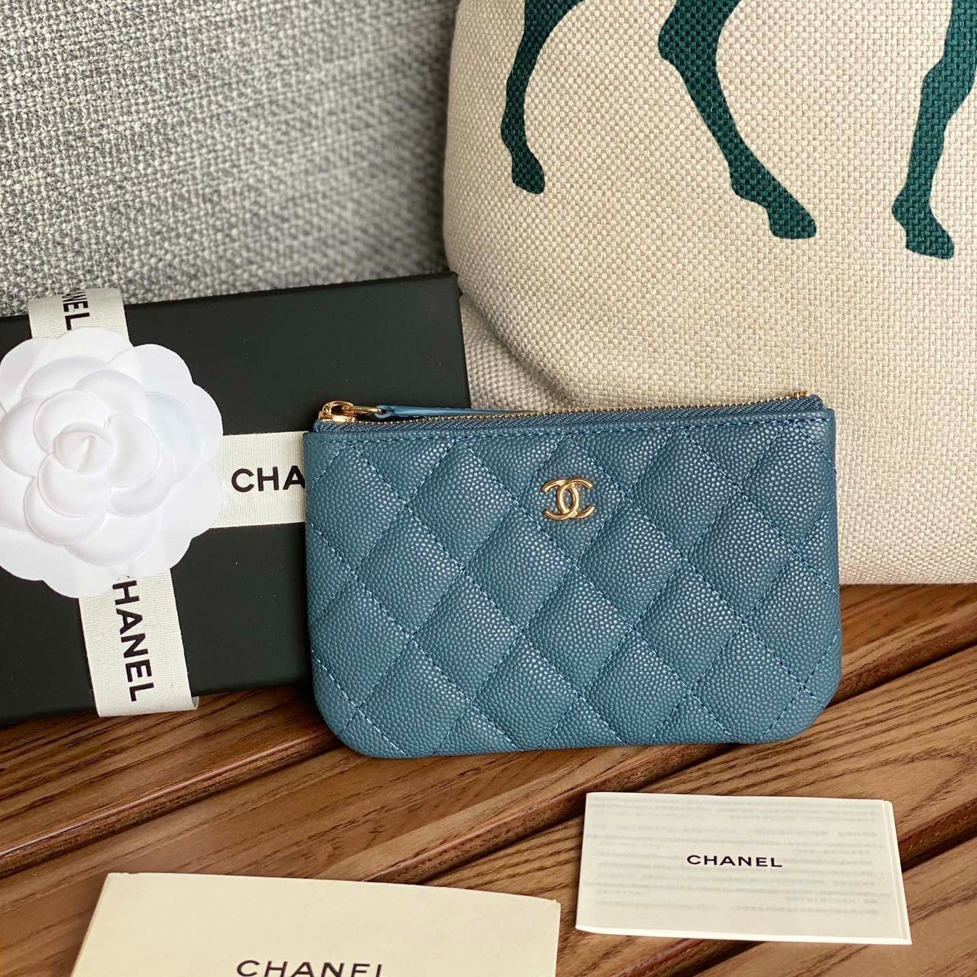 CC Large Tote 39 Light Beige Canvas Pearl Logo