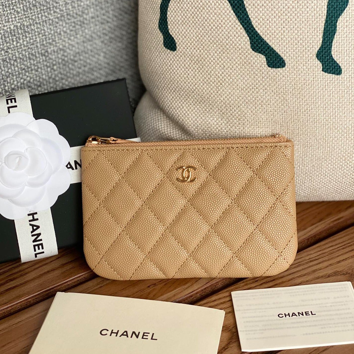 CC Large Tote 39 Light Beige Canvas Pearl Logo