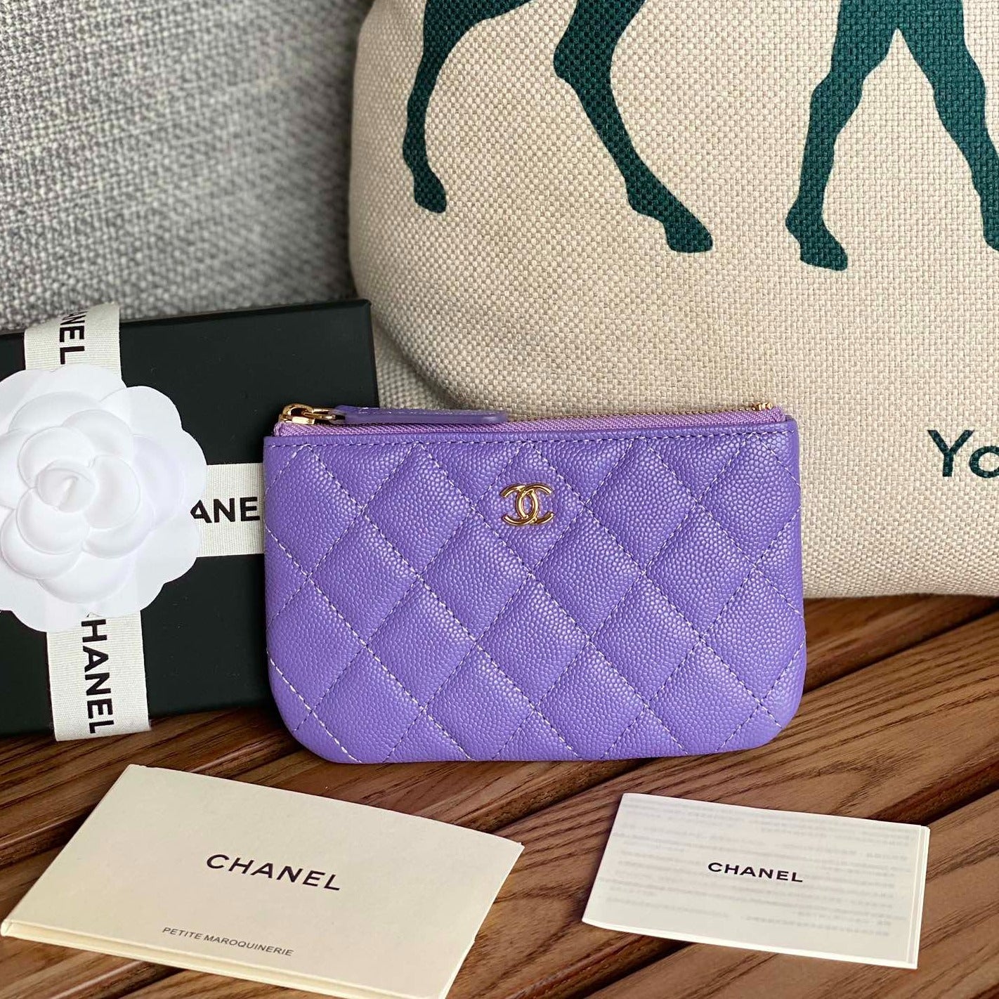 CC Large Tote 39 Light Beige Canvas Pearl Logo