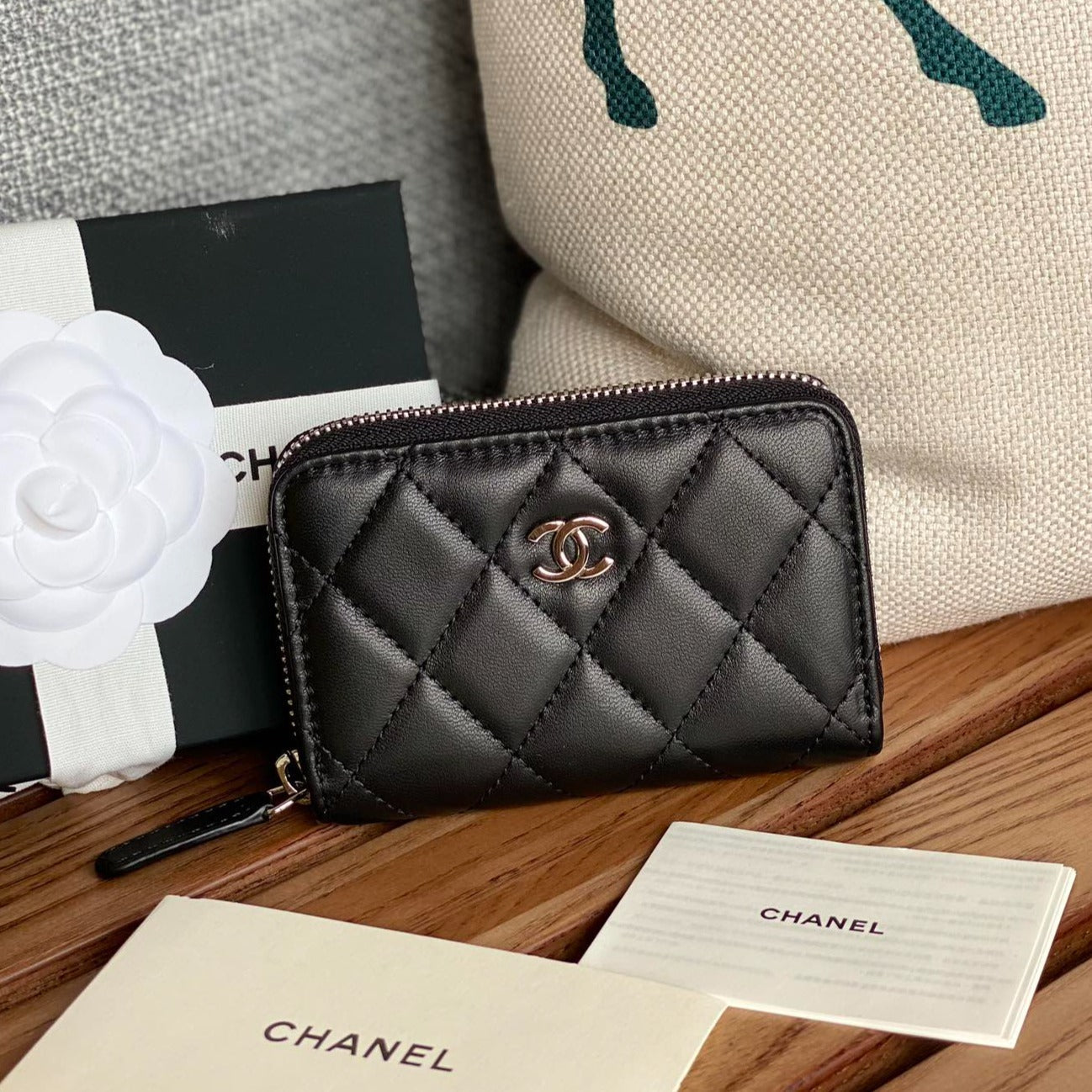 CC Large Tote 39 Light Beige Canvas Pearl Logo