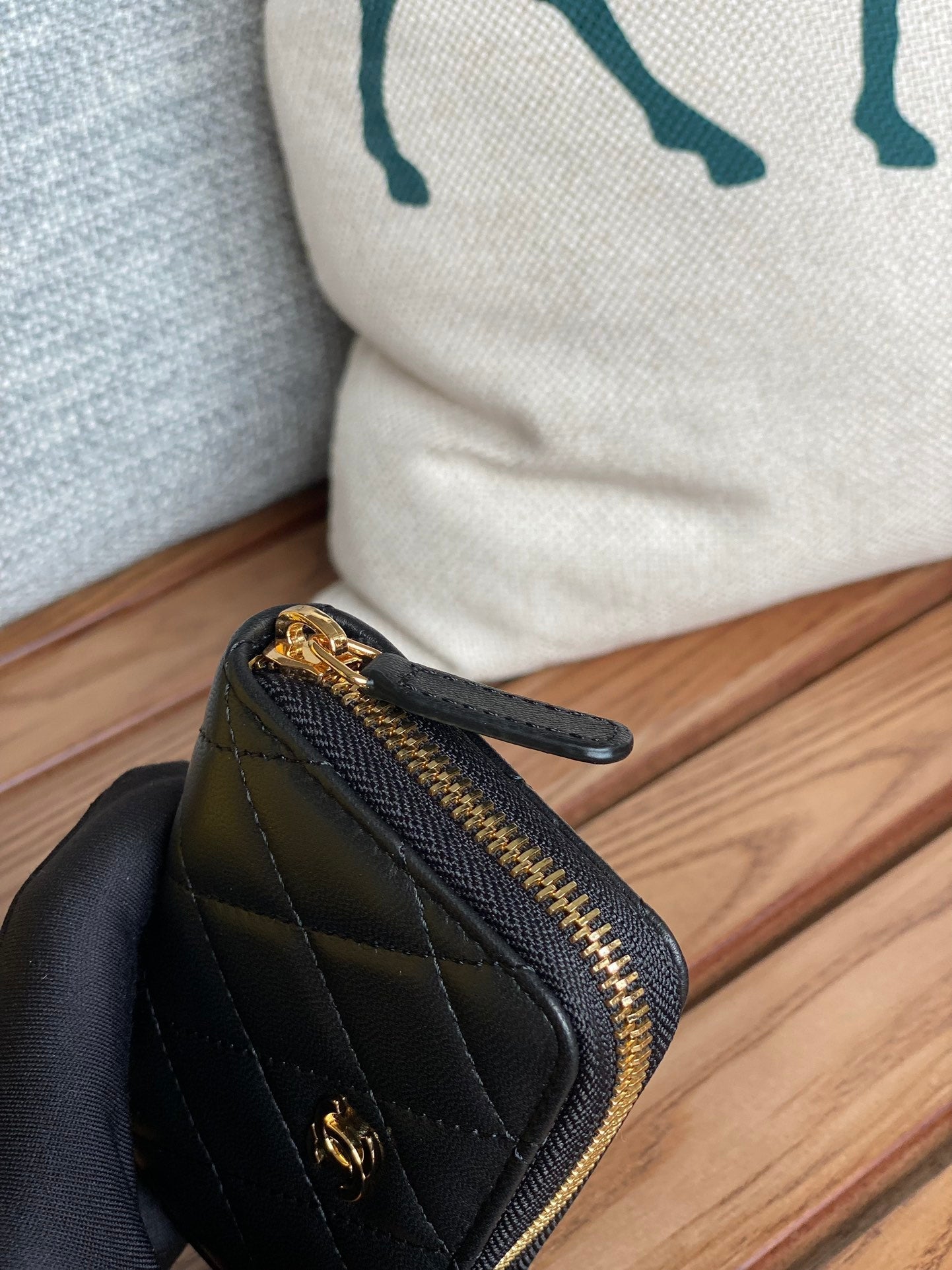 CC Large Tote 39 Light Beige Canvas Pearl Logo