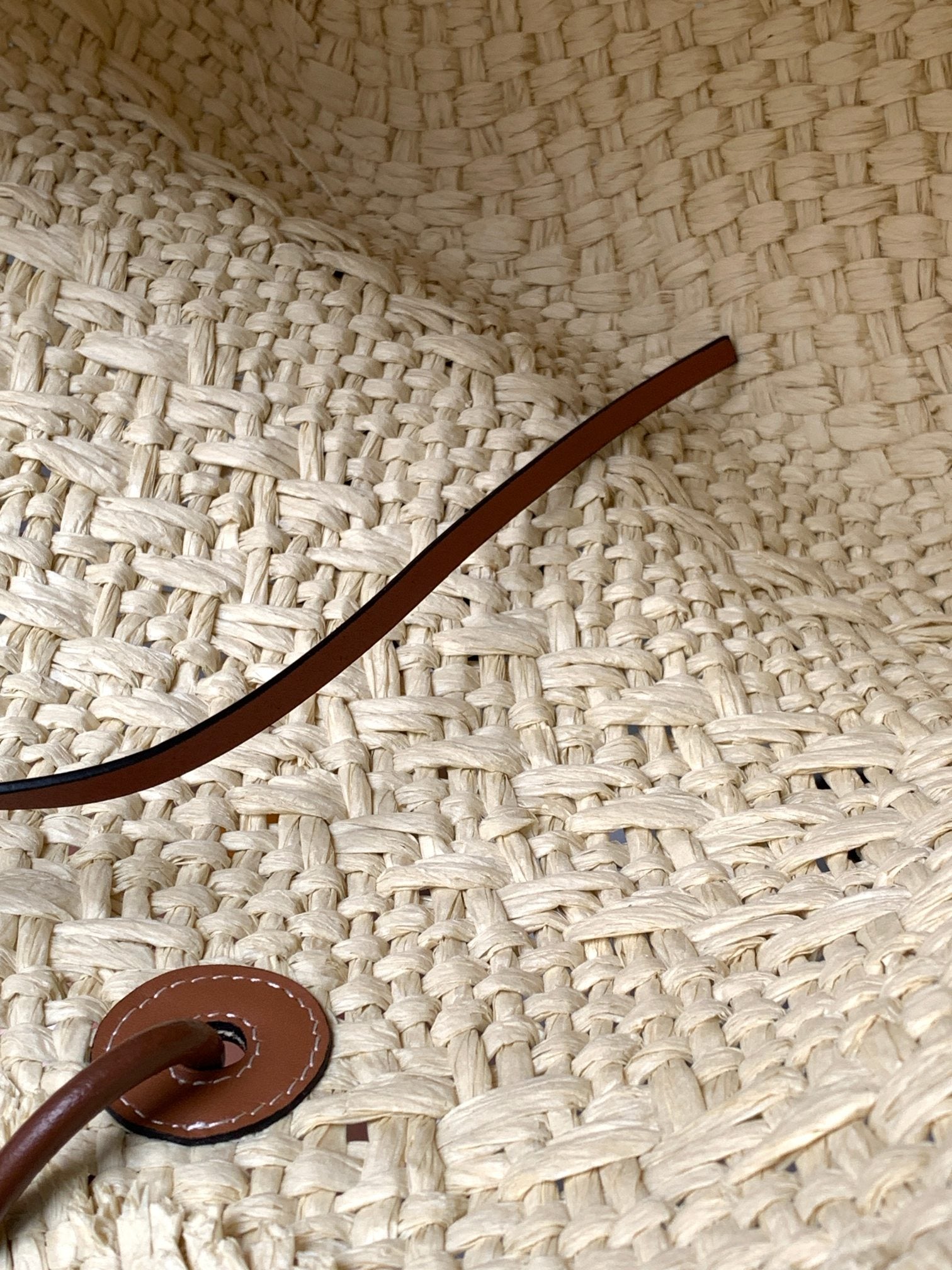 Loew Puzzle Fold Tote Iblack Shiny Calfskin