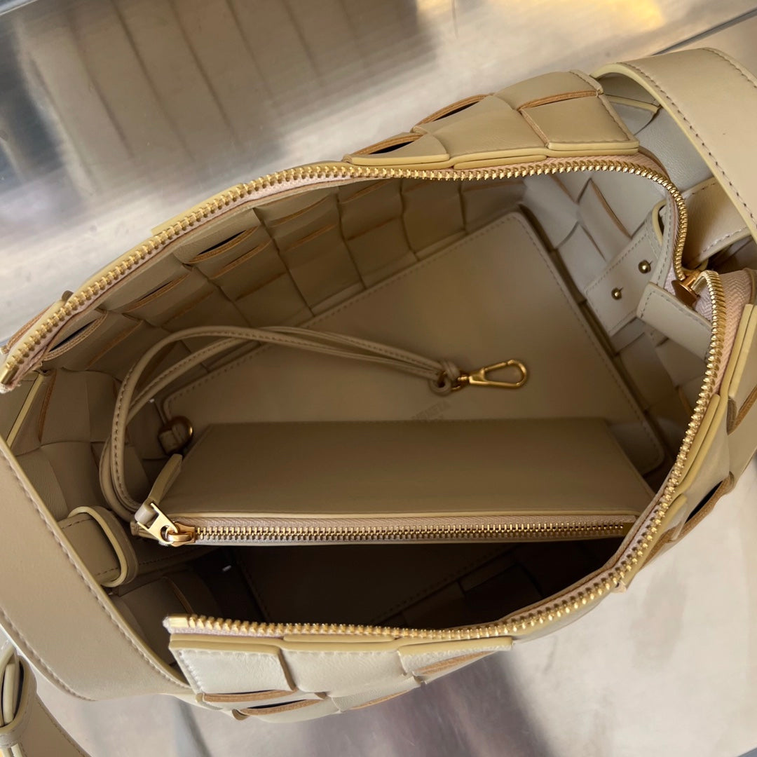 SMALL 22 CASSETTE in BEIGE LAMBSKIN