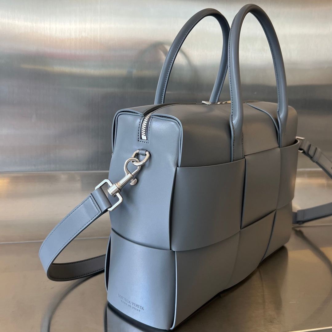 ARCO 36 BAG in GRAY LAMBSKIN