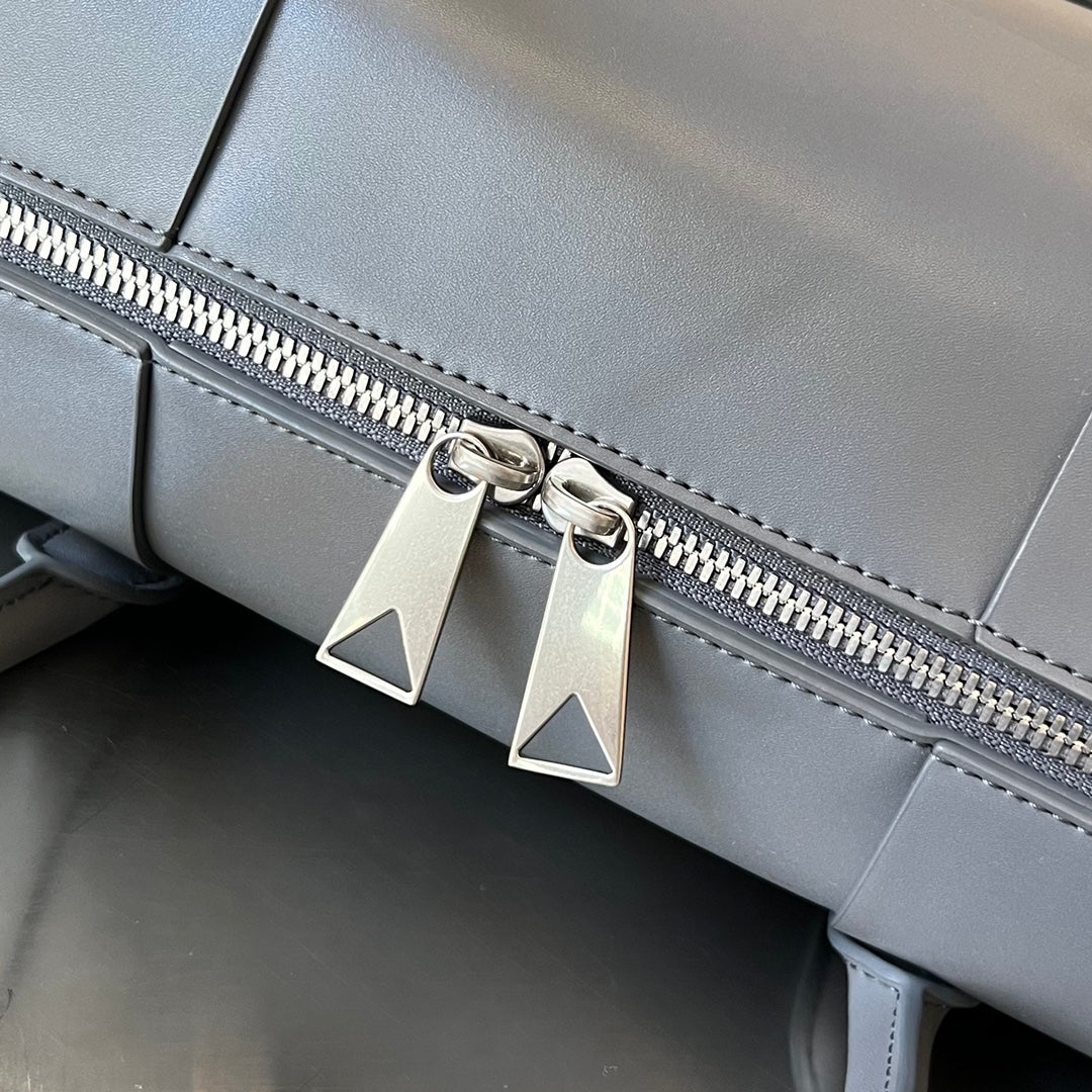 ARCO 36 BAG in GRAY LAMBSKIN