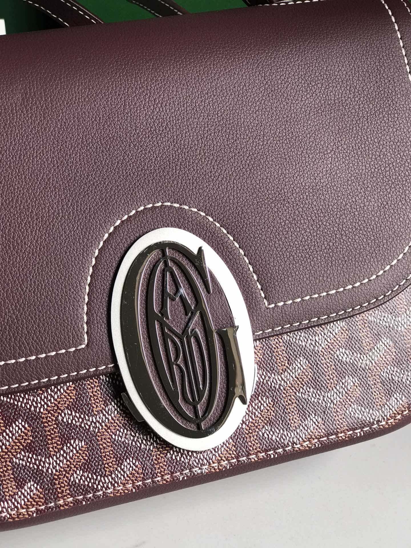 233 BAG 25 IN WINE RED CALFSKIN AND GOYARDINE CANVAS