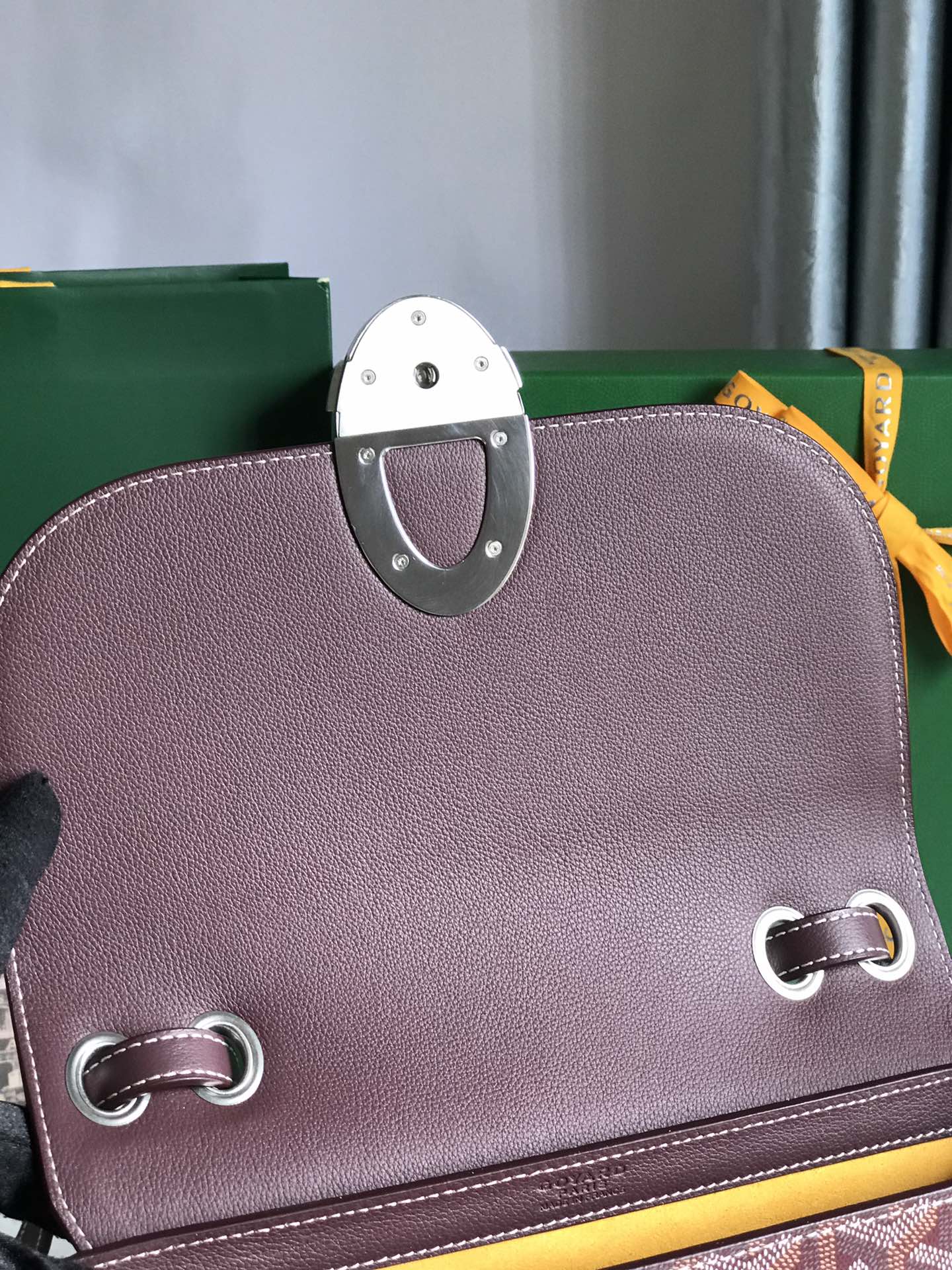 233 BAG 25 IN WINE RED CALFSKIN AND GOYARDINE CANVAS