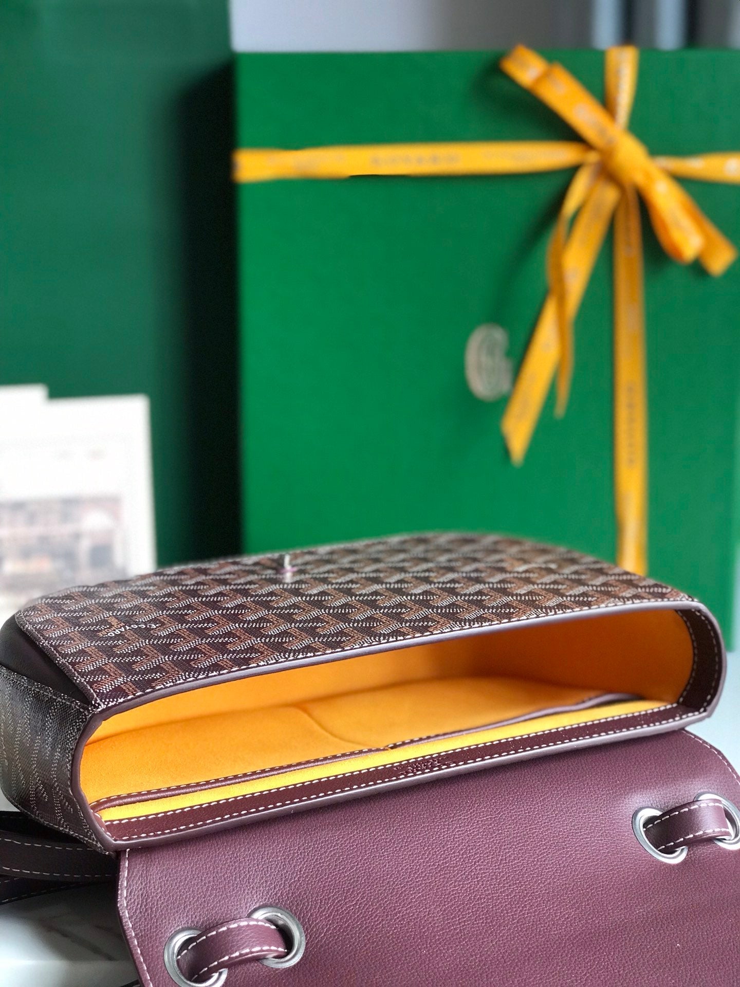 233 BAG 25 IN WINE RED CALFSKIN AND GOYARDINE CANVAS