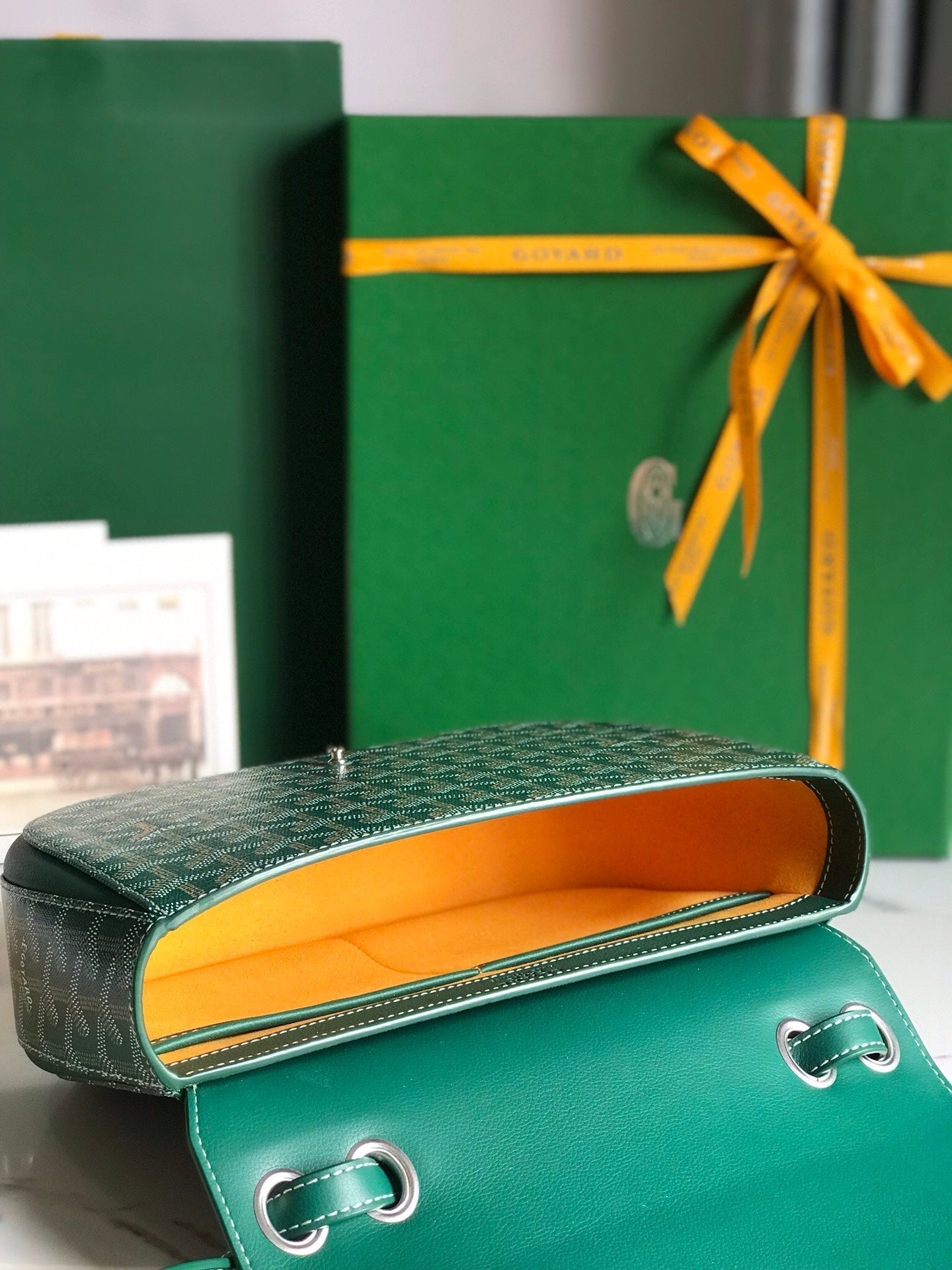 233 BAG 25 IN GREEN CALFSKIN AND GOYARDINE CANVAS