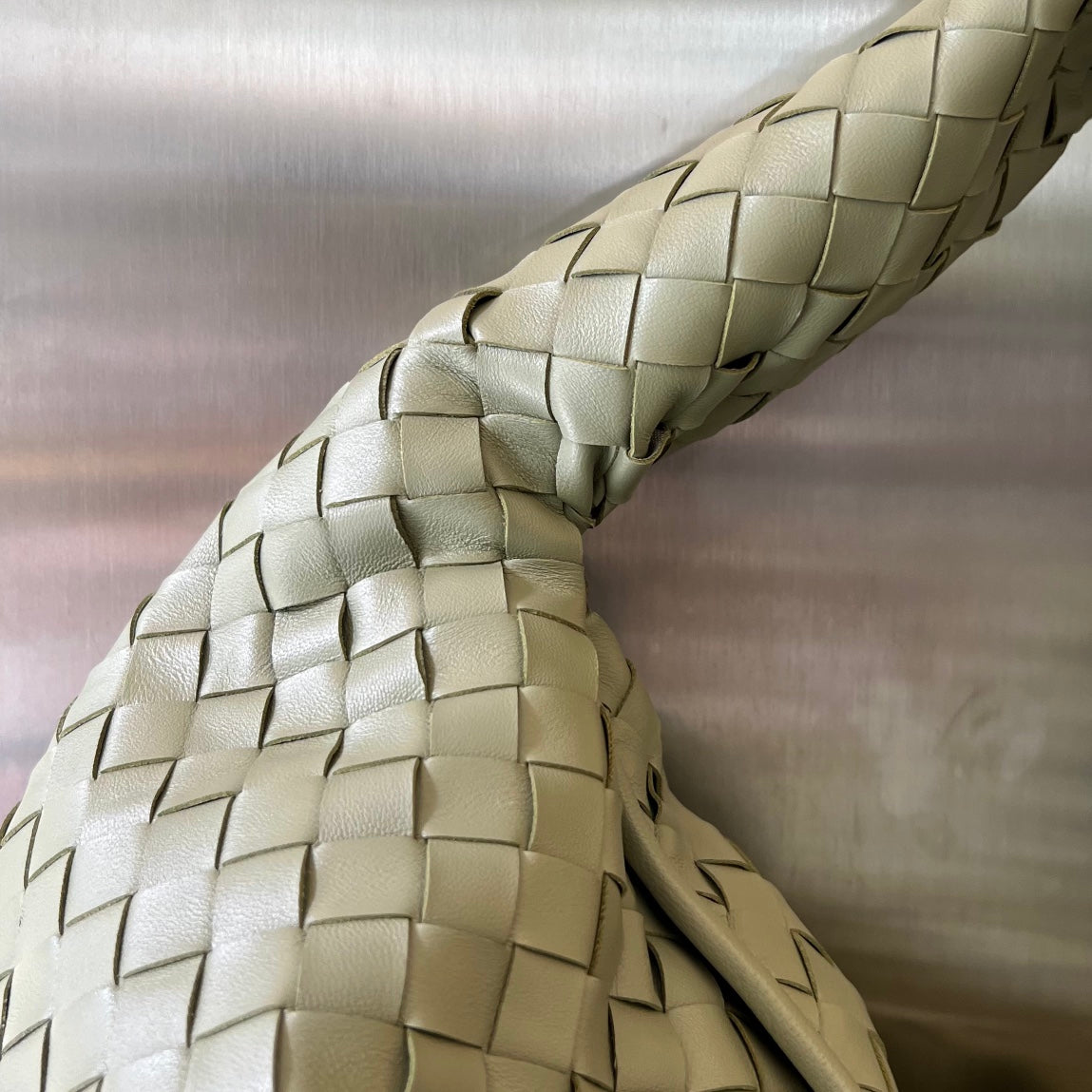 LARGE HOP 54 in SARDINE GREY LAMBSKIN