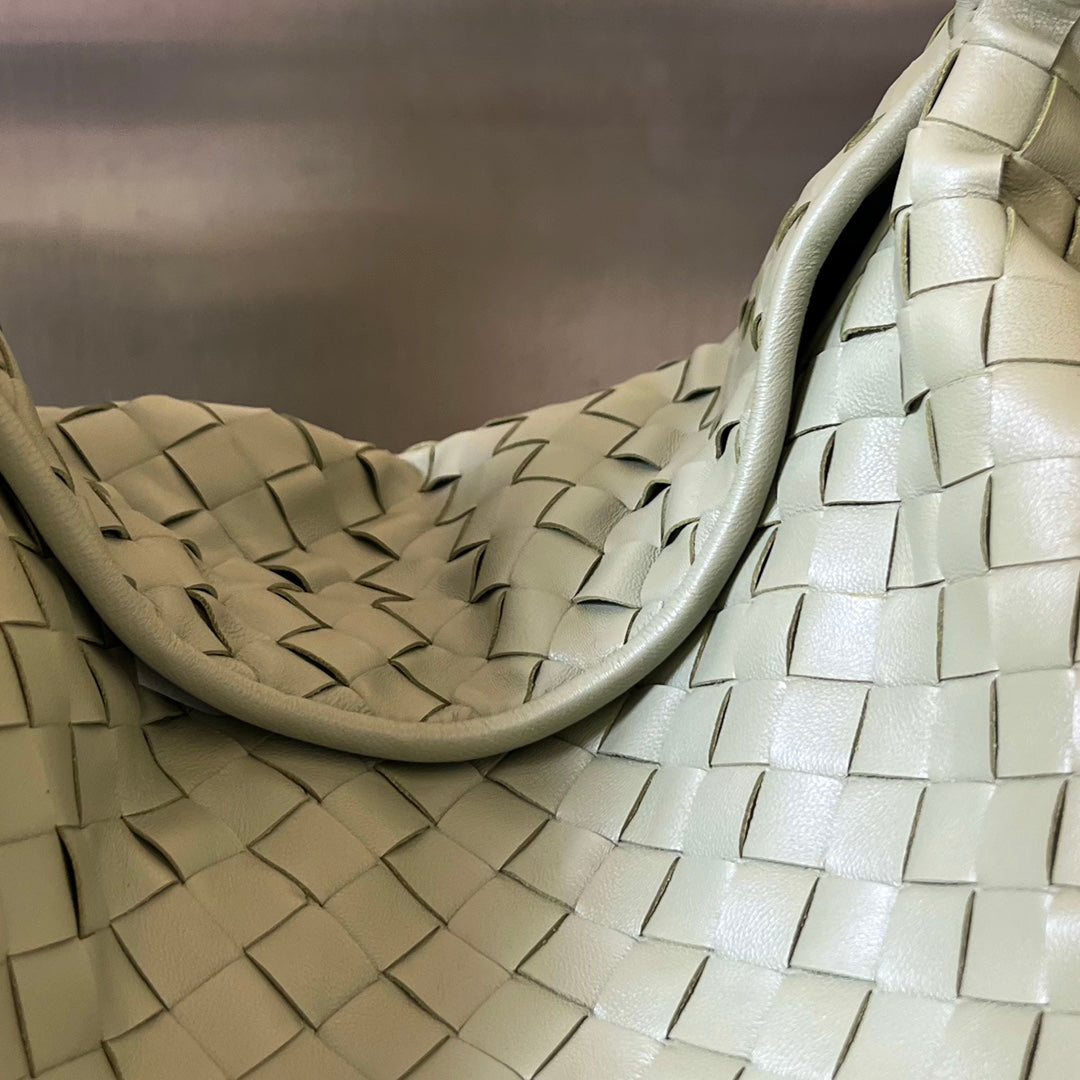 LARGE HOP 54 in SARDINE GREY LAMBSKIN