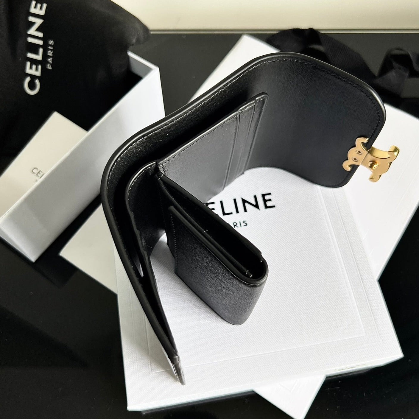 Richelieu Wallet 19 In Classic Red Goyardine Canvas