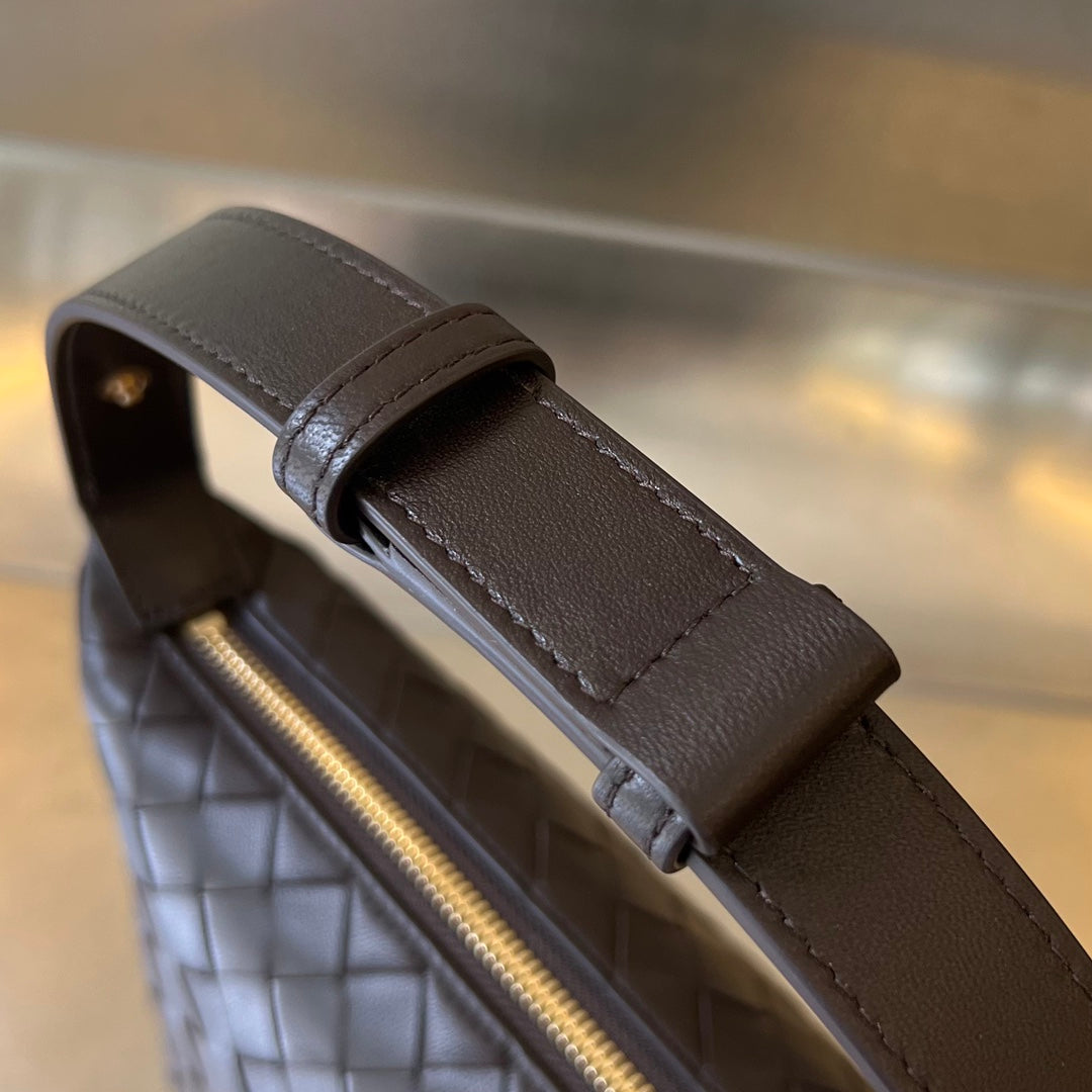 WALLACE 22 BAG in FONDANT CALFSKIN