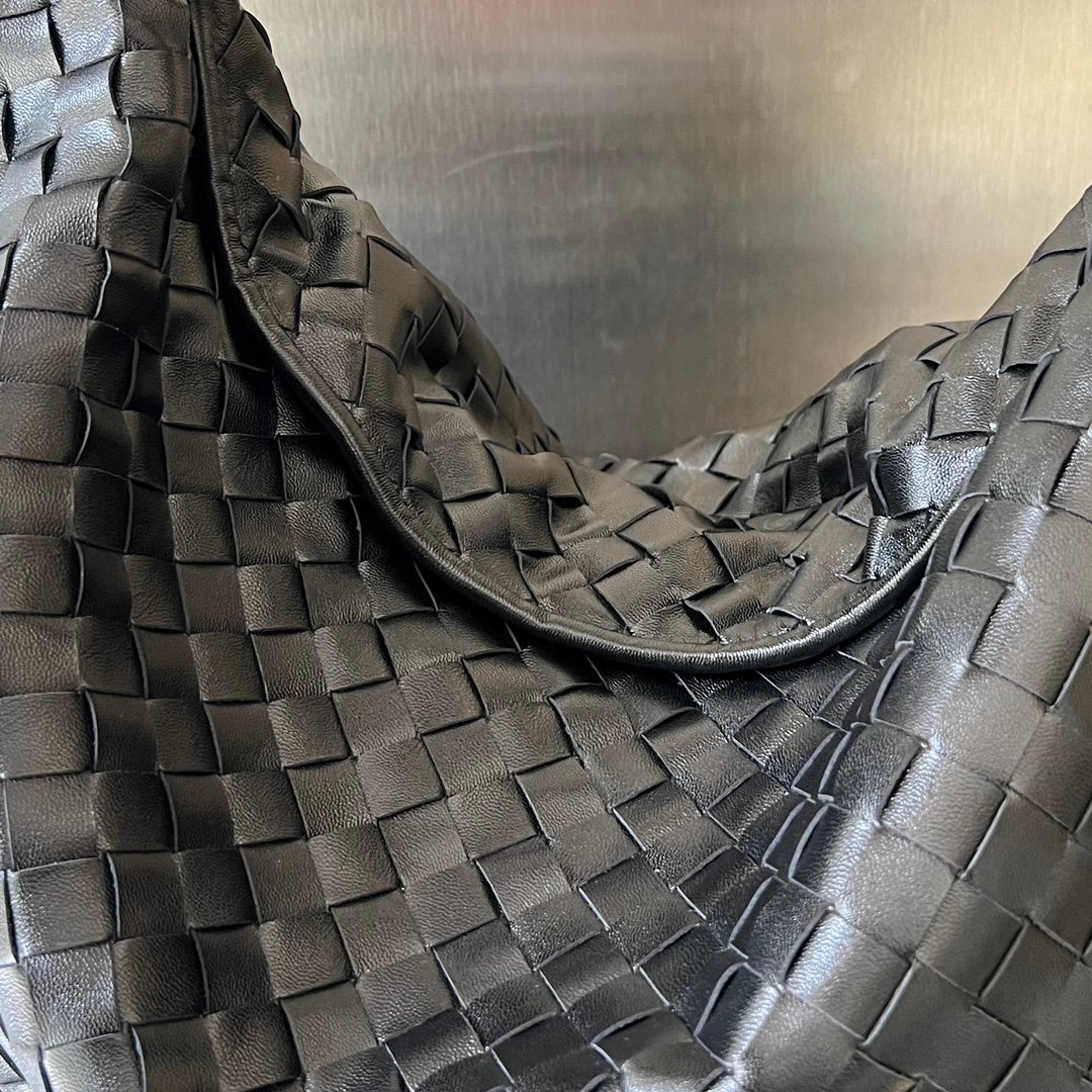 LARGE HOP 54 in BLACK LAMBSKIN