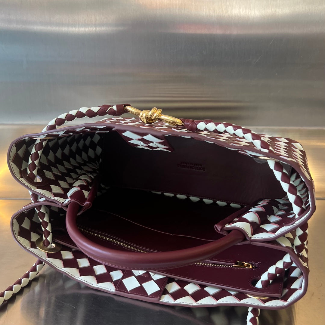 MEDIUM ANDIAMO 32 in RED WHITE CALFSKIN