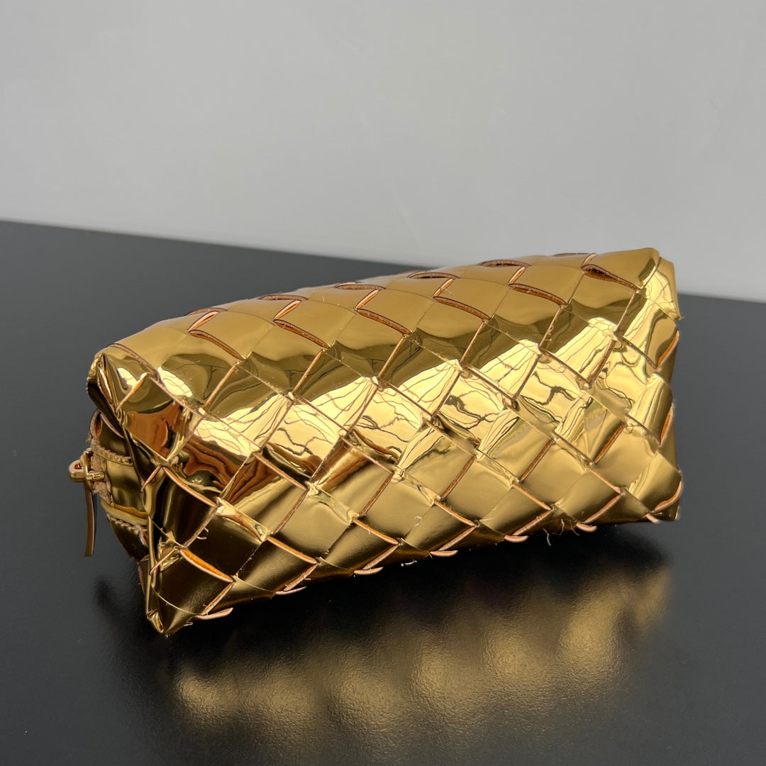 INTRECCIATO 16 BAG in GOLDEN LAMBSKIN