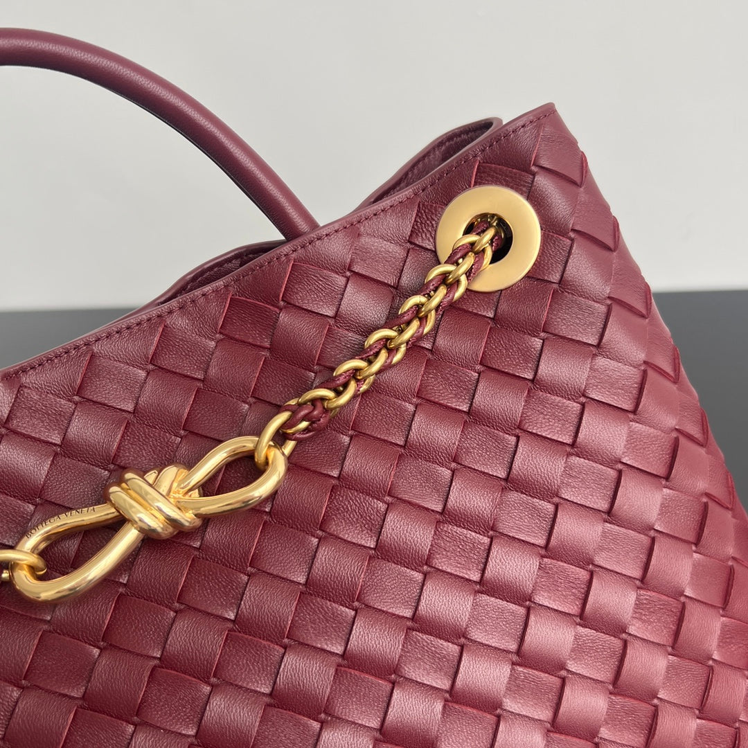 Bv Medium Andiamo 32 Burgundy Lambskin