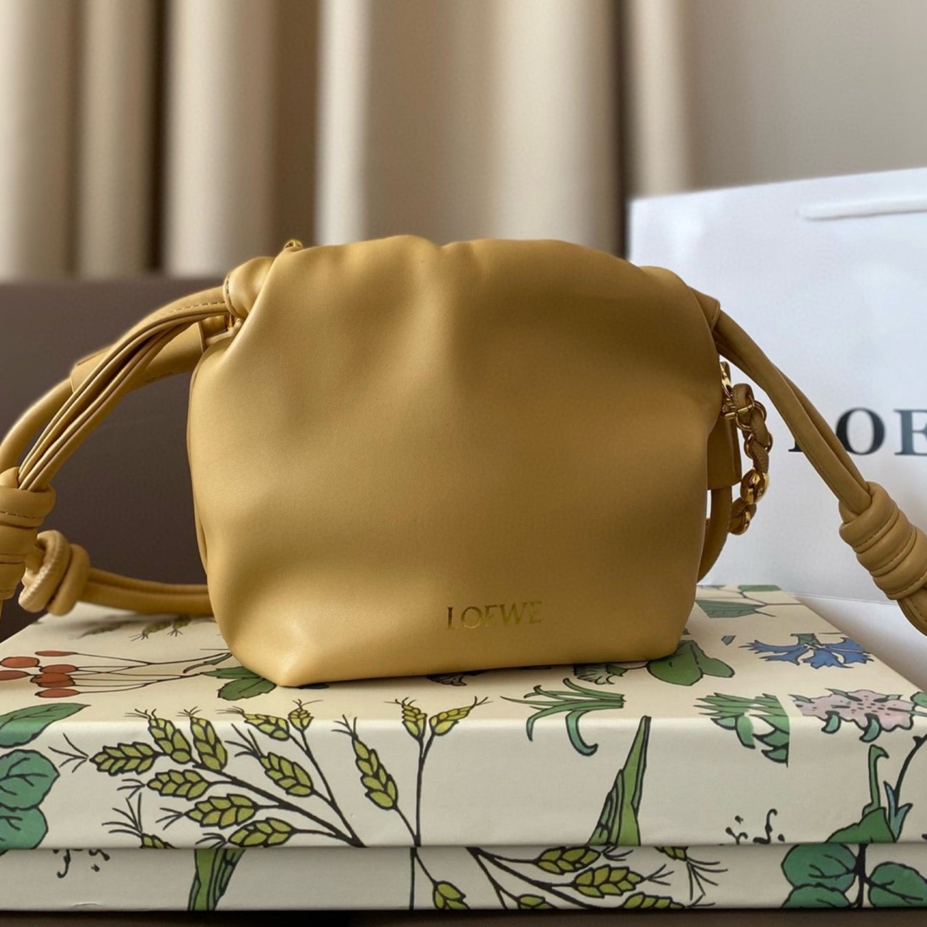 Loew Puzzle Fold Tote Iblack Shiny Calfskin