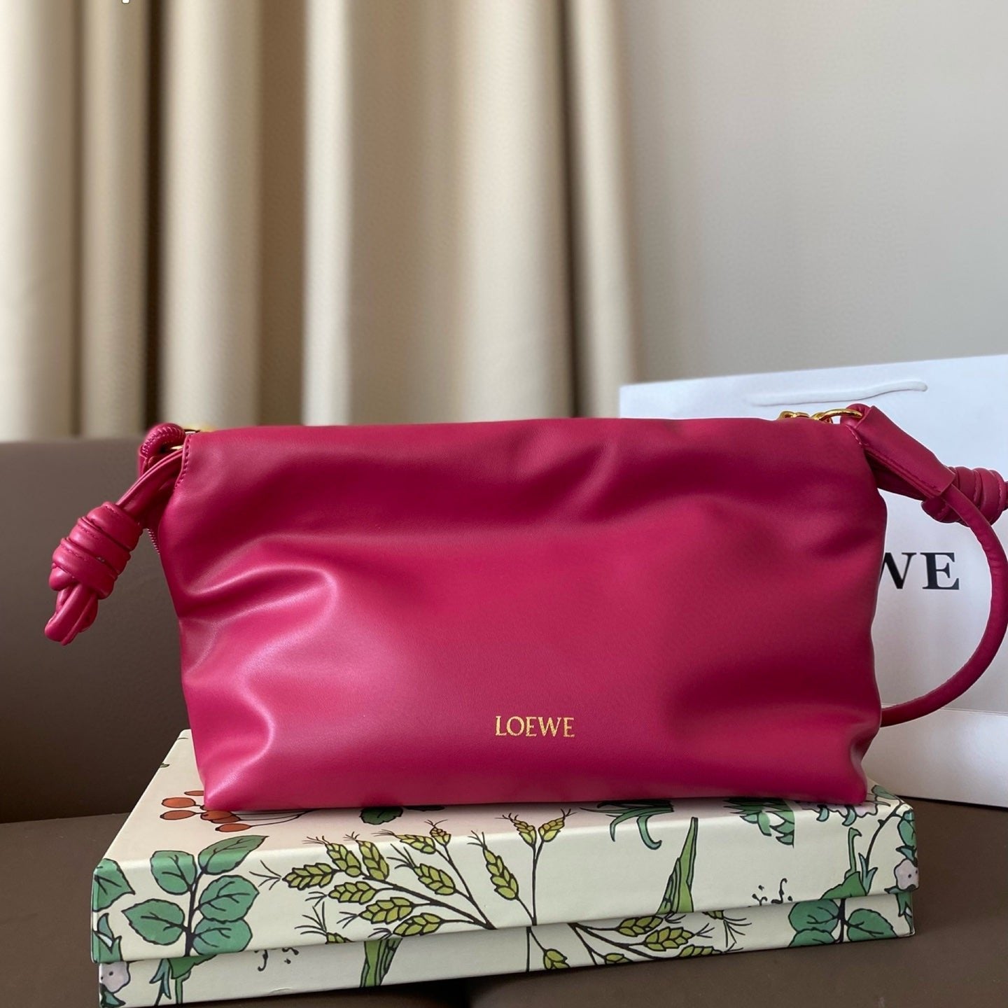 Loew Puzzle Fold Tote Iblack Shiny Calfskin