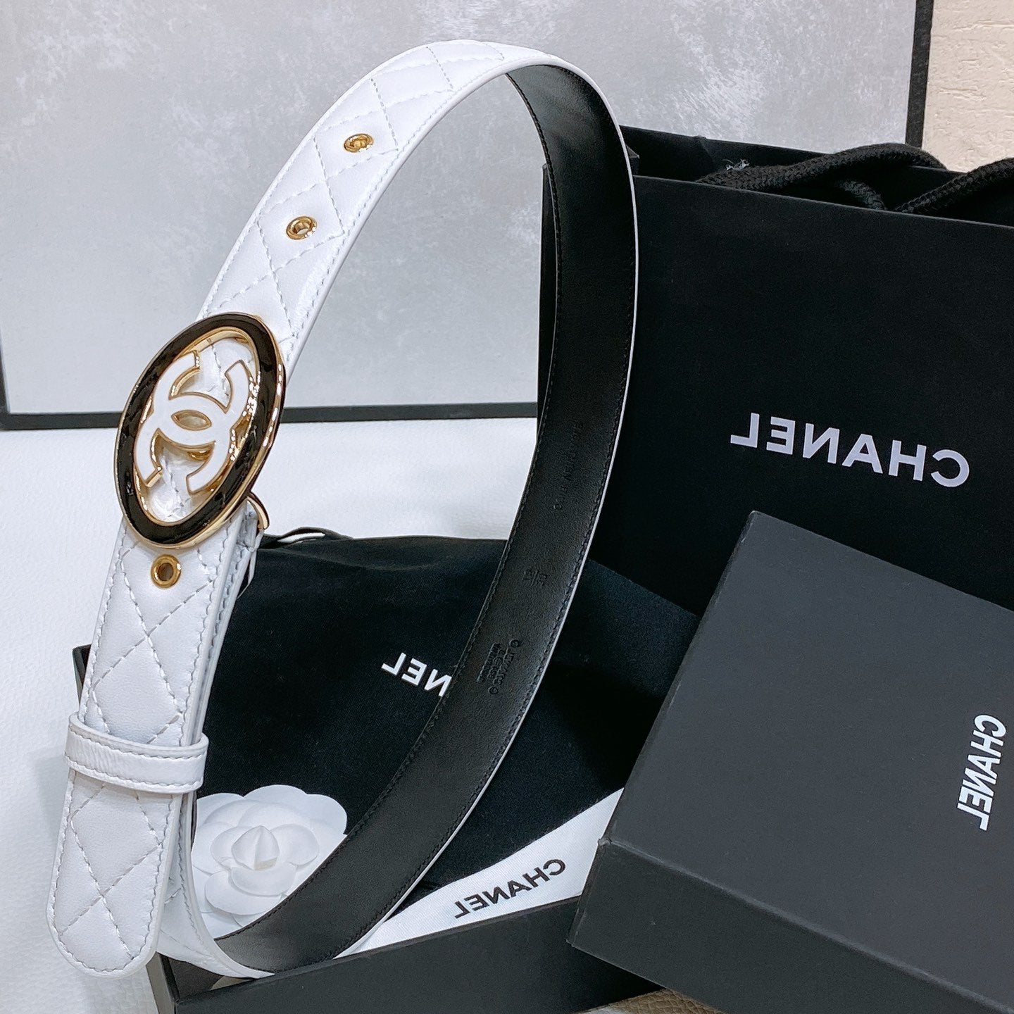 Cc 30Mm Belt In White Embroidered Calfskin White Mix Black Metal Logo Gold Hardware