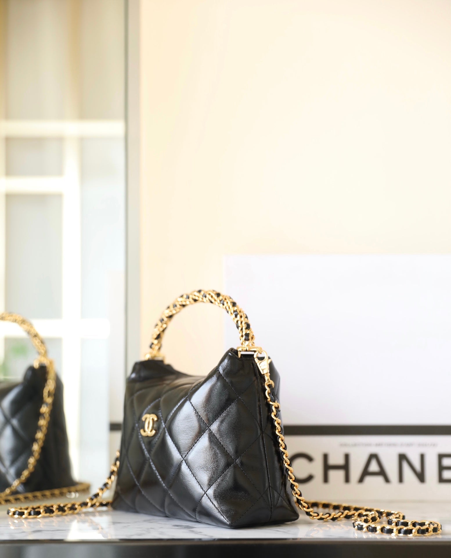 CC Large Tote 39 Light Beige Canvas Pearl Logo