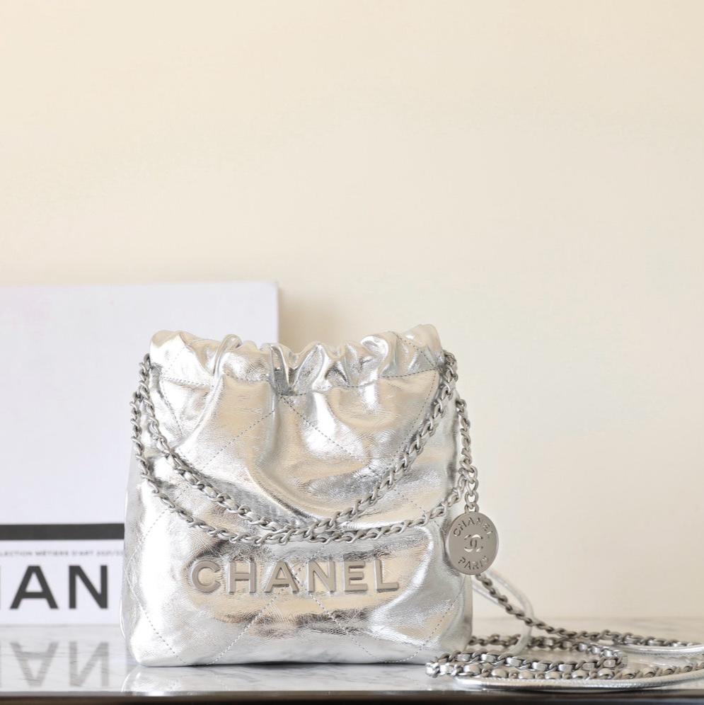 CC Large Tote 39 Light Beige Canvas Pearl Logo