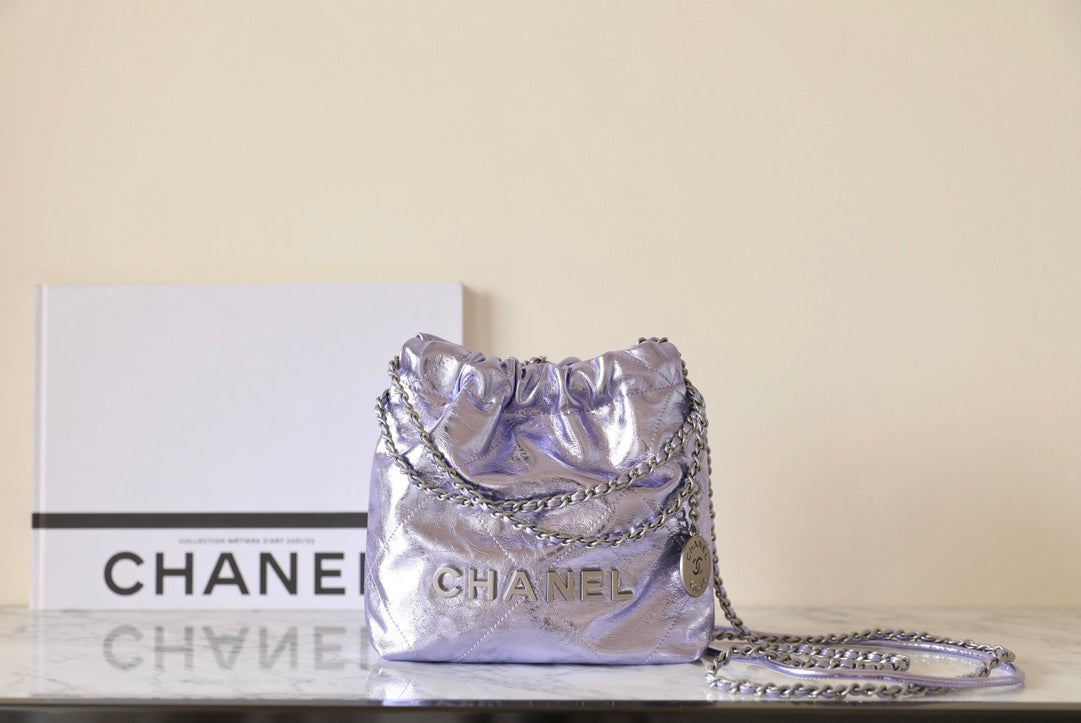 CC Large Tote 39 Light Beige Canvas Pearl Logo