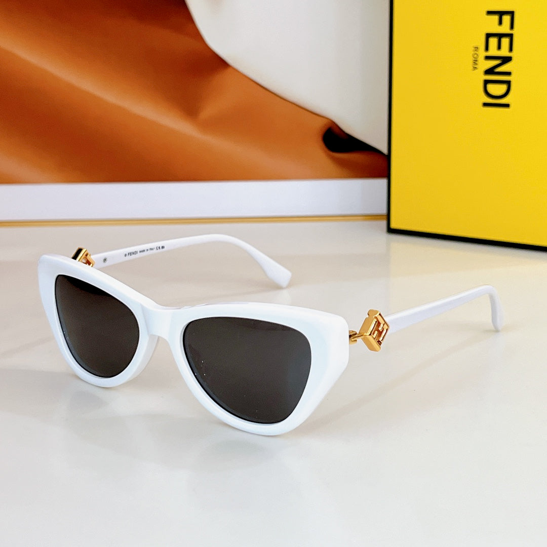 Ff Diamonds Cat-Eye Frame Sunglasses Fe40149F In Acetate