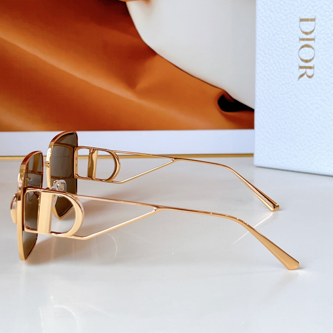 Montaigne Square Sunglass Dsgta42Ucr In Metal