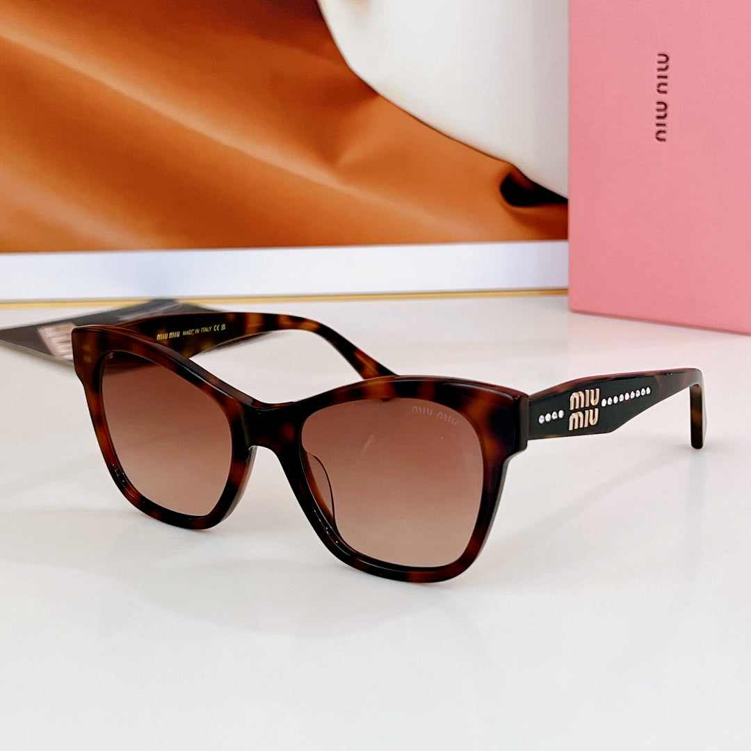 Miumiu Sunglasses 640407