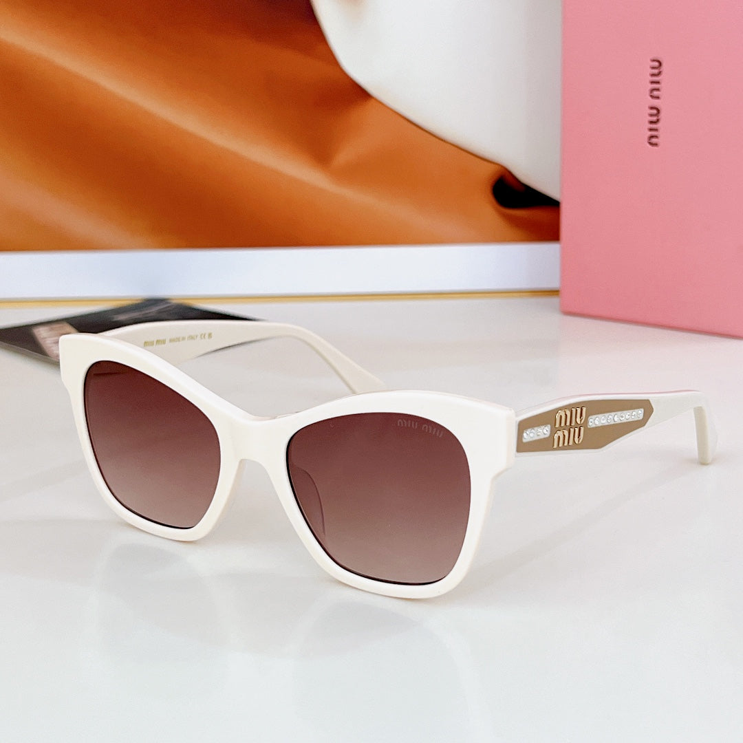 Miumiu Sunglasses 640407