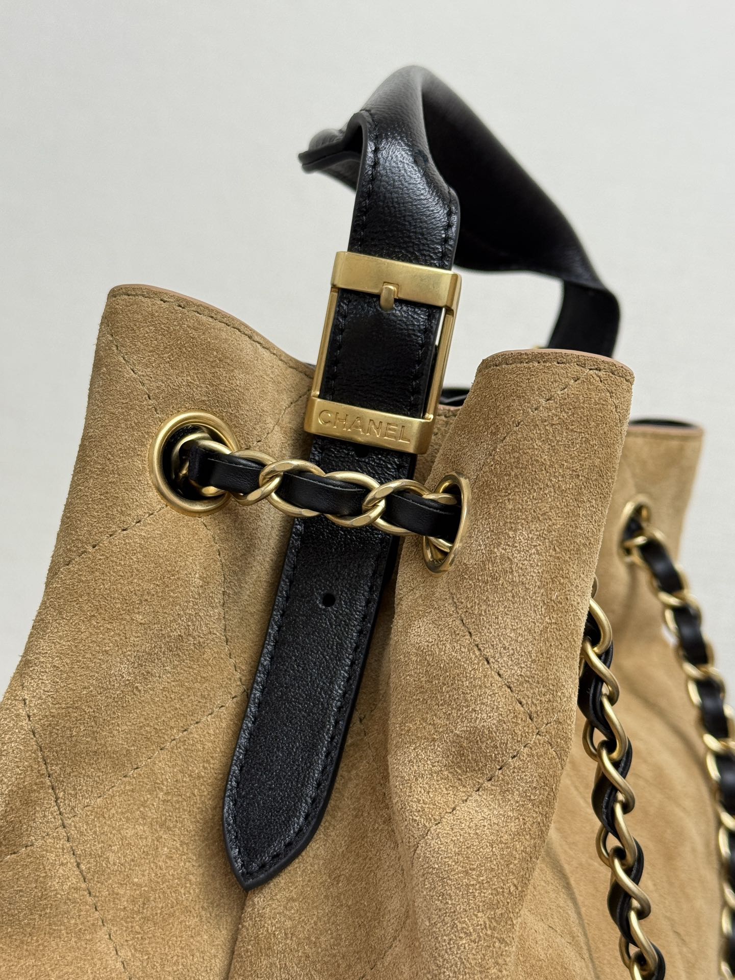 CC Large Tote 39 Light Beige Canvas Pearl Logo